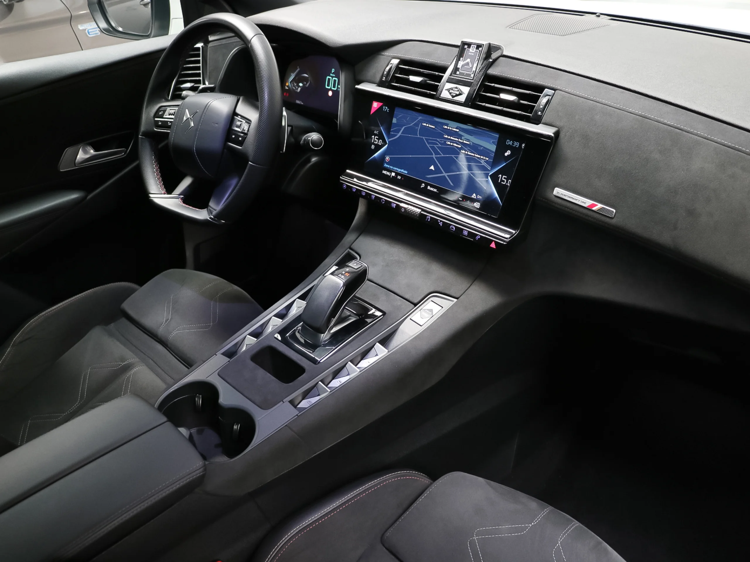 DS DS7 Crossback E-Tense 300 Performance Line+ 4WD Auto 221 kW (300 CV) - Foto 4