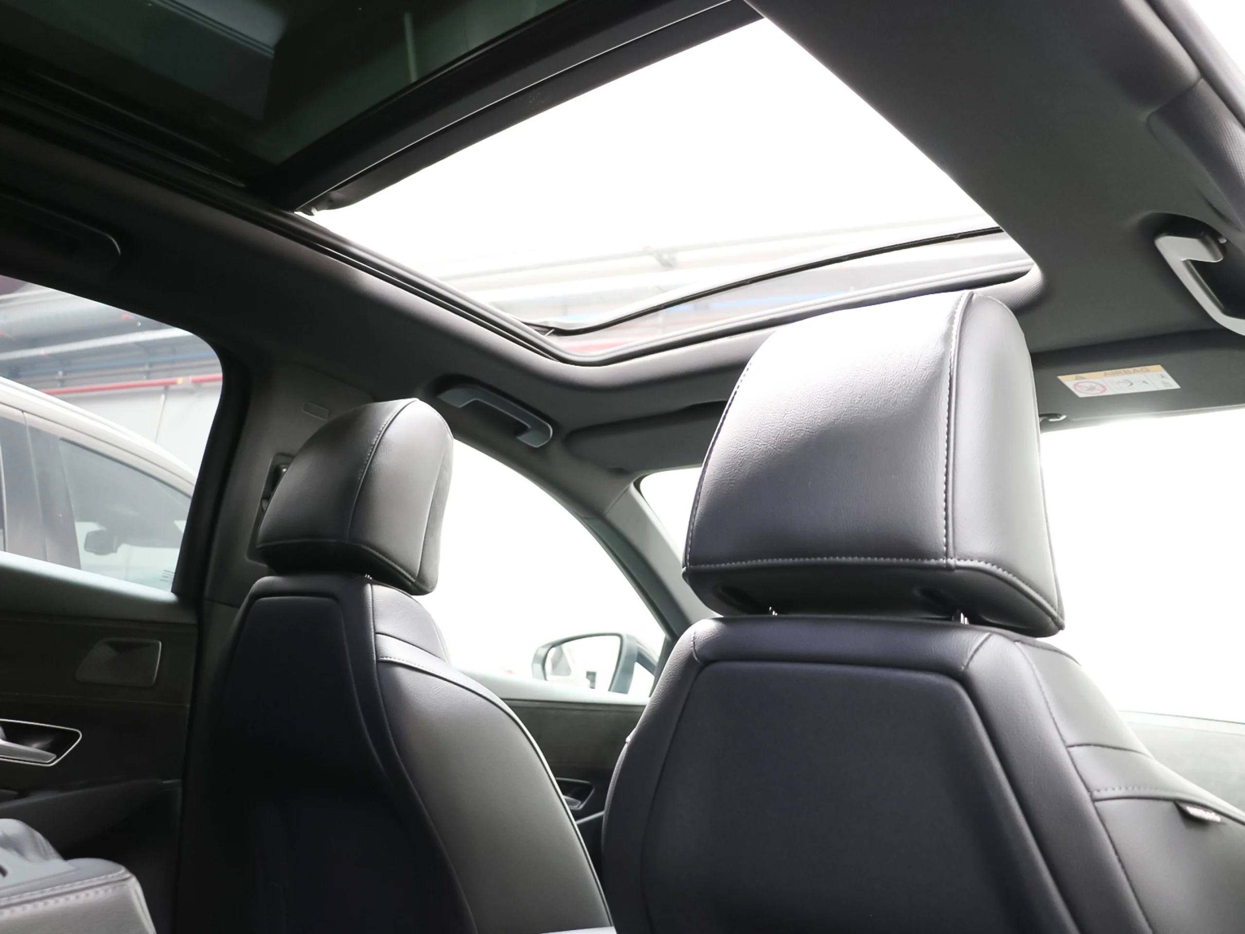 DS DS7 Crossback E-Tense 300 Performance Line+ 4WD Auto 221 kW (300 CV) - Foto 10