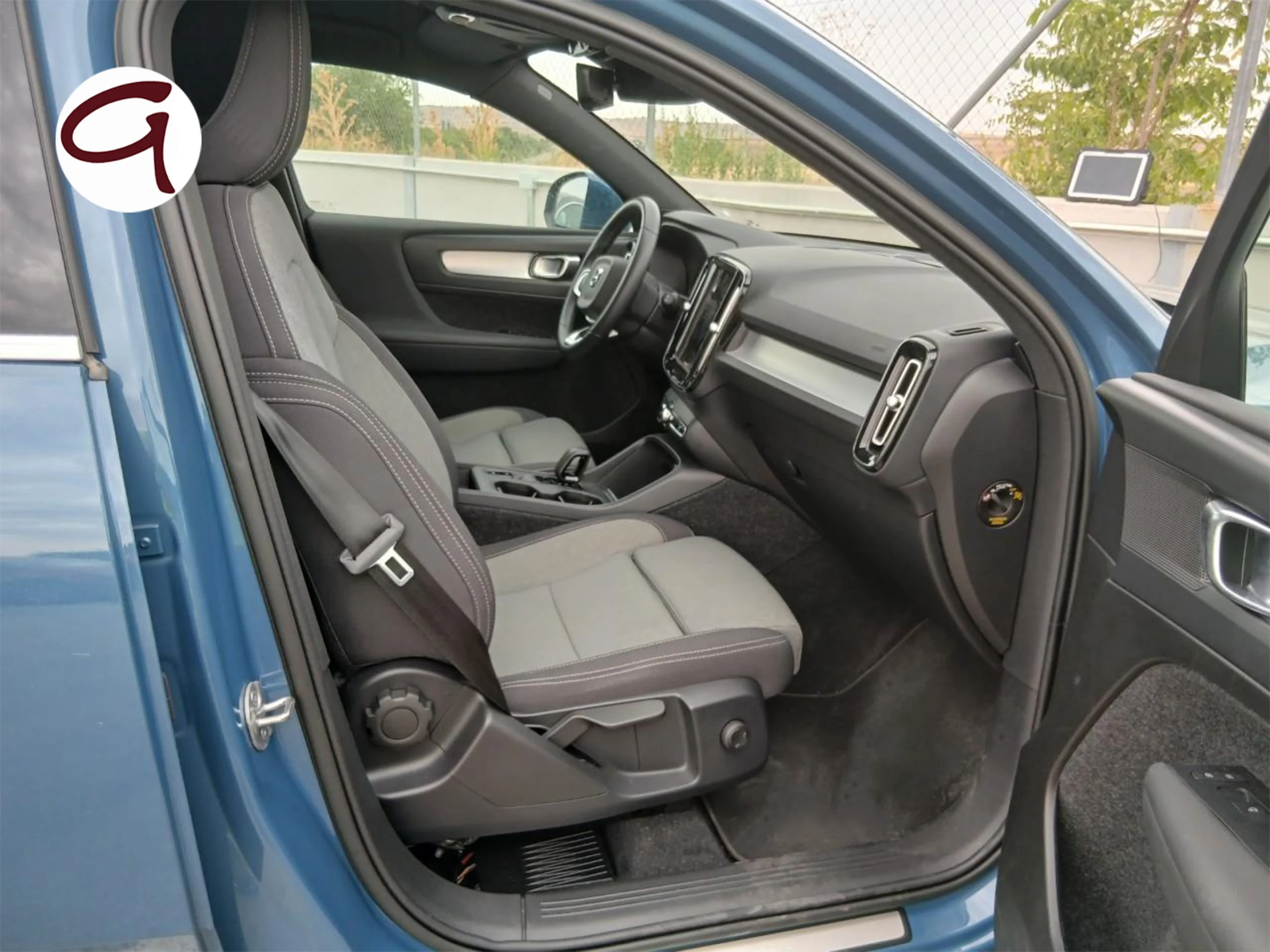 Volvo XC40 T4 PHEV Recharge Core Auto 155 kW (211 CV) - Foto 4