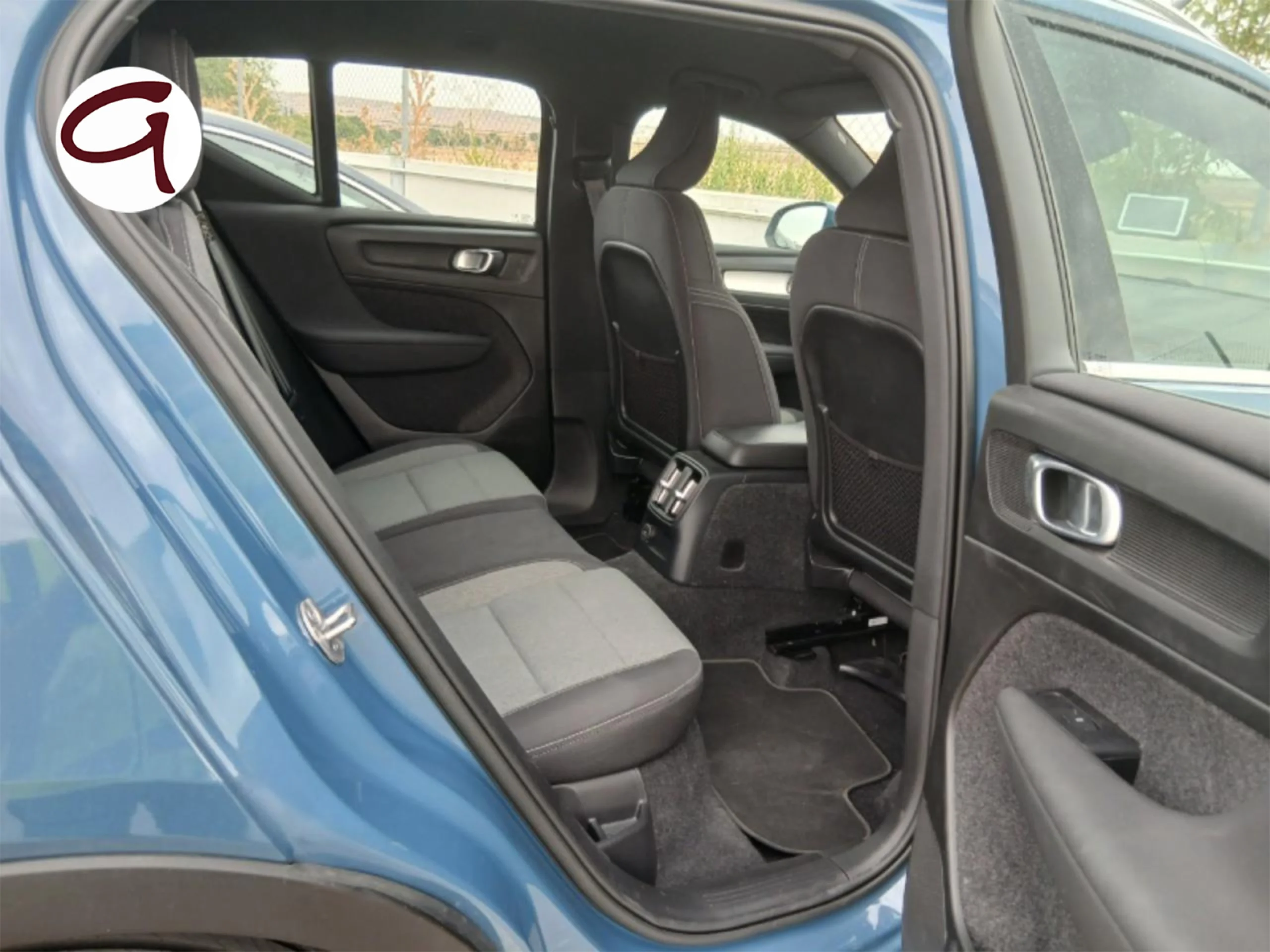 Volvo XC40 T4 PHEV Recharge Core Auto 155 kW (211 CV) - Foto 5