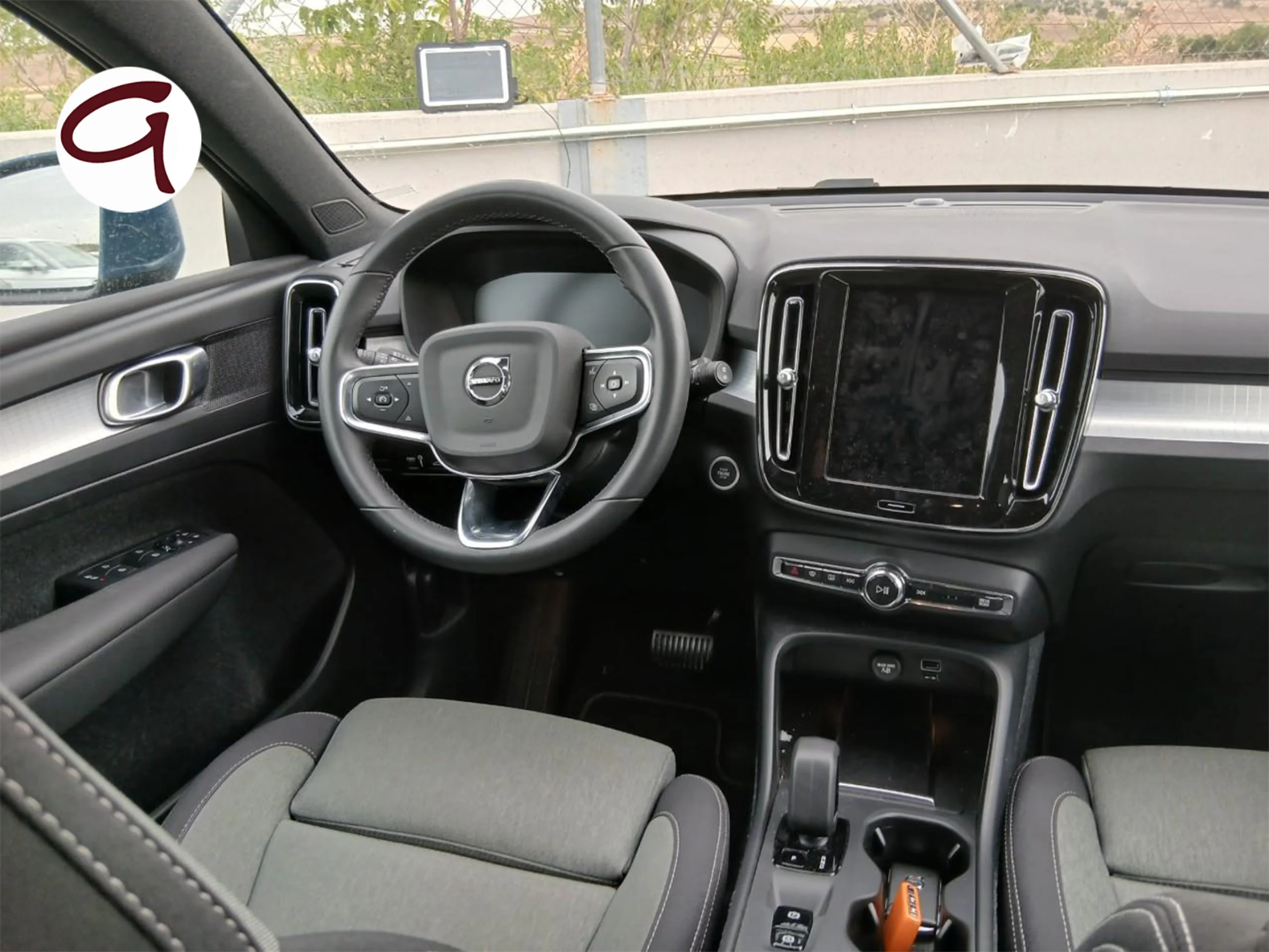 Volvo XC40 T4 PHEV Recharge Core Auto 155 kW (211 CV) - Foto 3