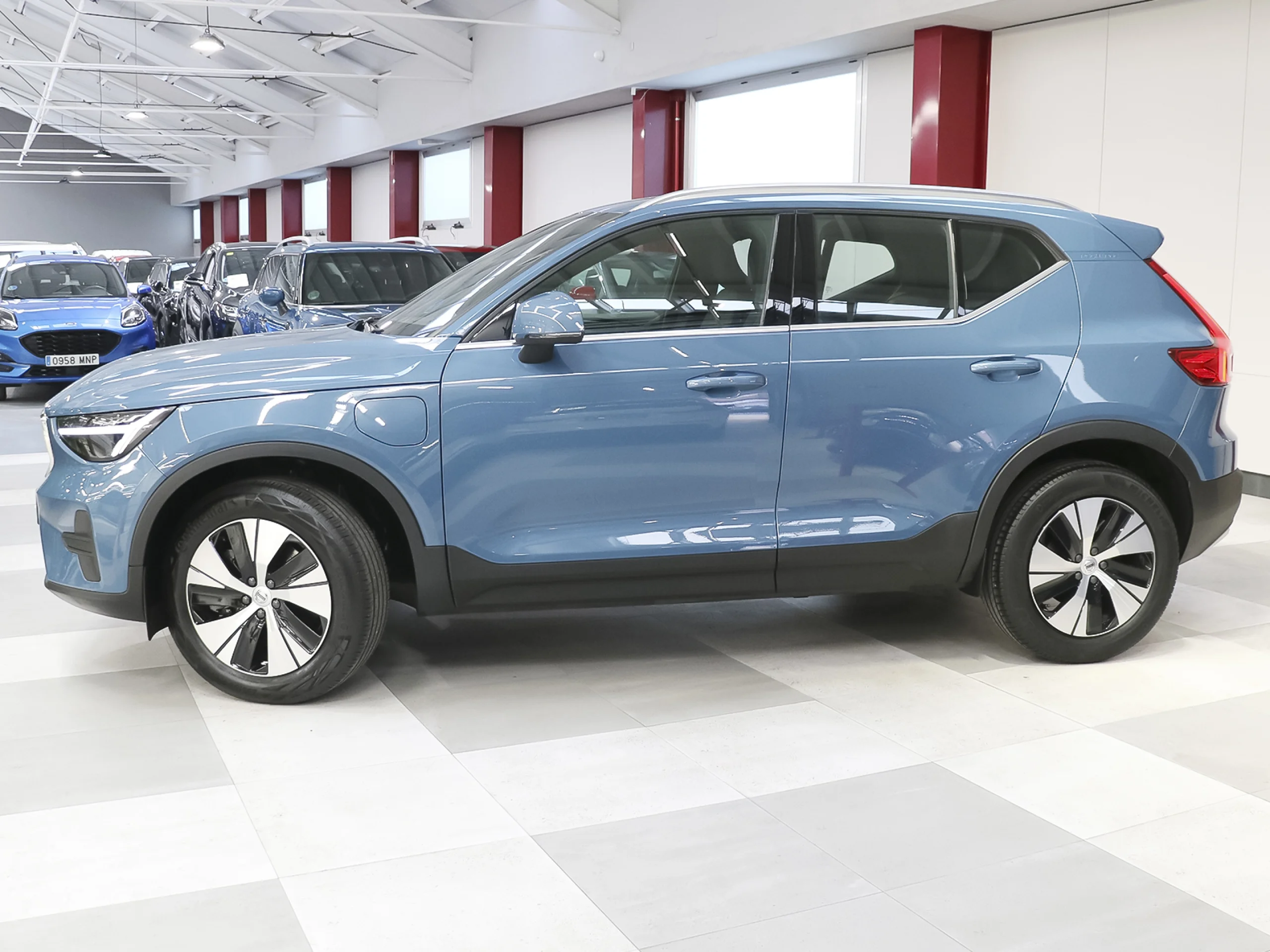 Volvo XC40 T4 PHEV Recharge Core Auto 155 kW (211 CV) - Foto 2