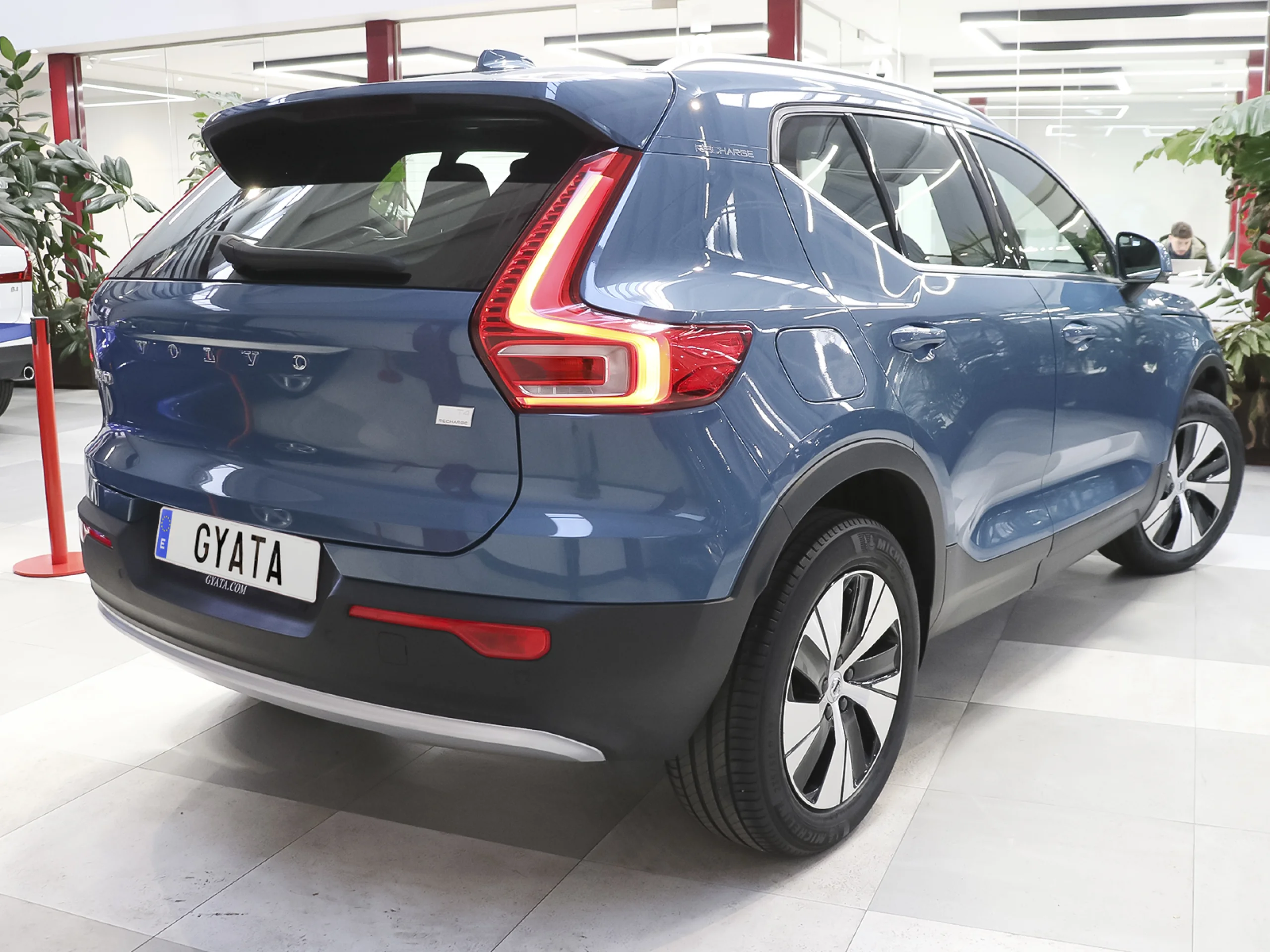 Volvo XC40 T4 PHEV Recharge Core Auto 155 kW (211 CV) - Foto 3