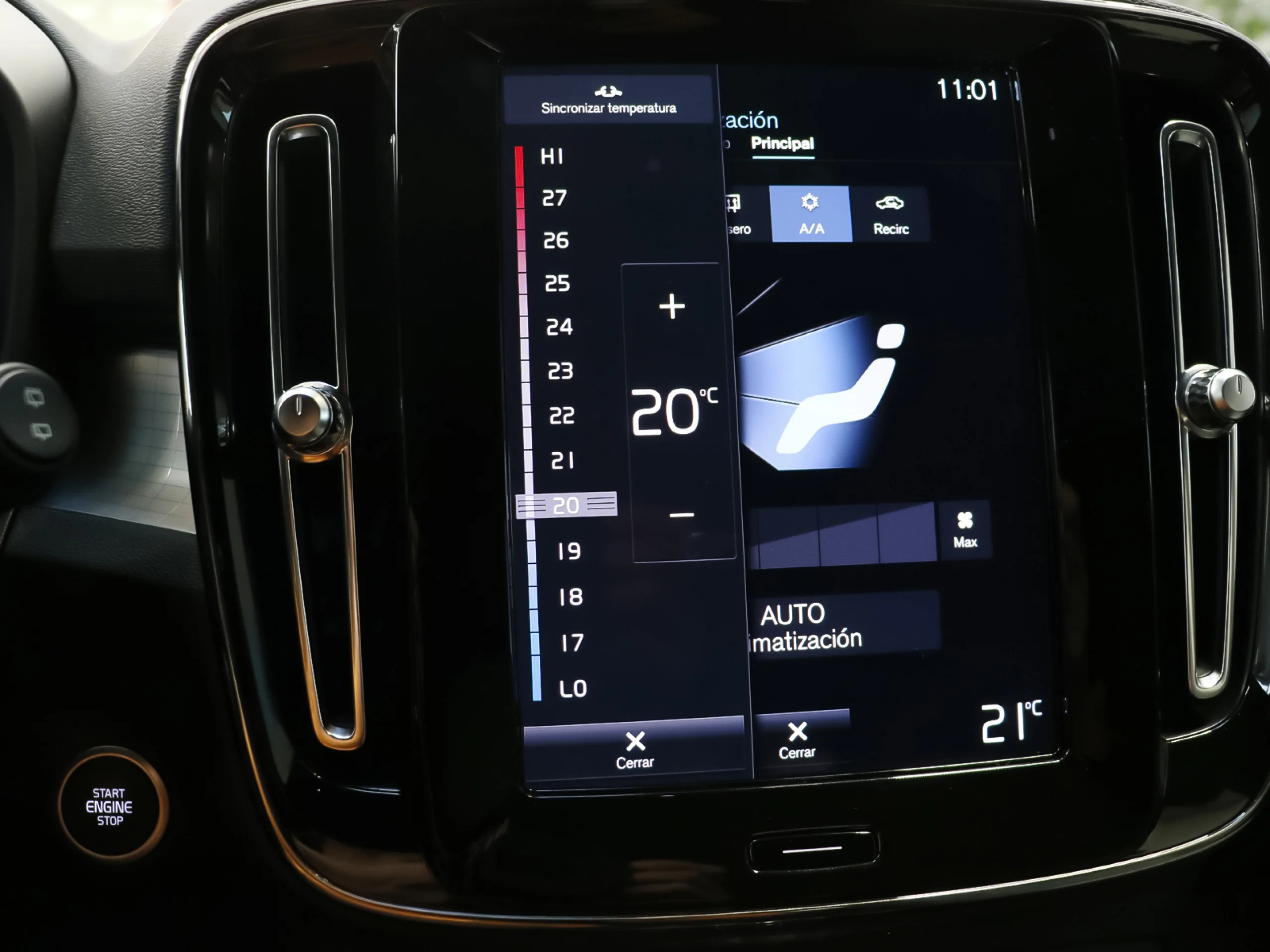 Volvo XC40 T4 PHEV Recharge Core Auto 155 kW (211 CV) - Foto 20