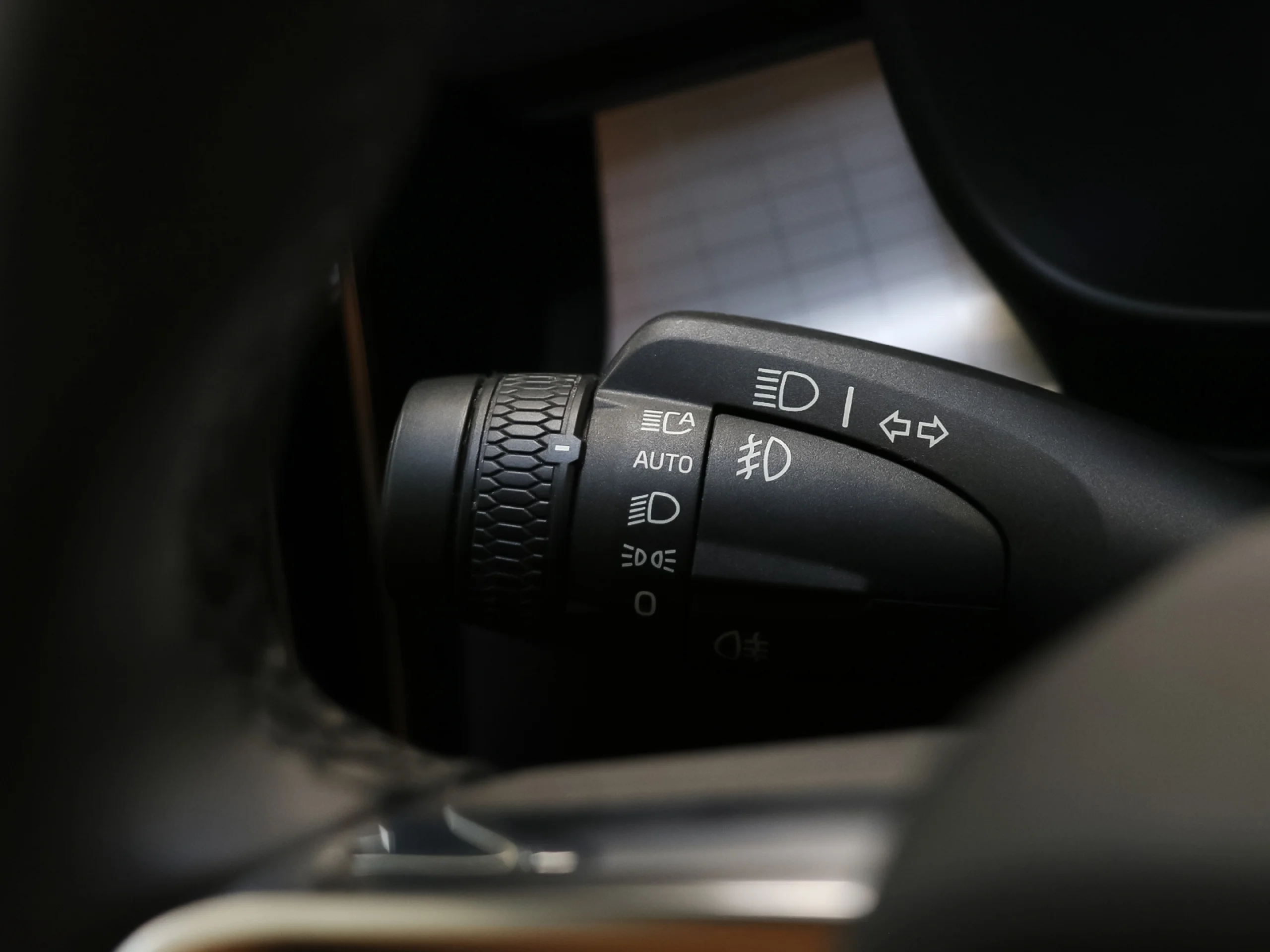 Volvo XC40 T4 PHEV Recharge Core Auto 155 kW (211 CV) - Foto 34