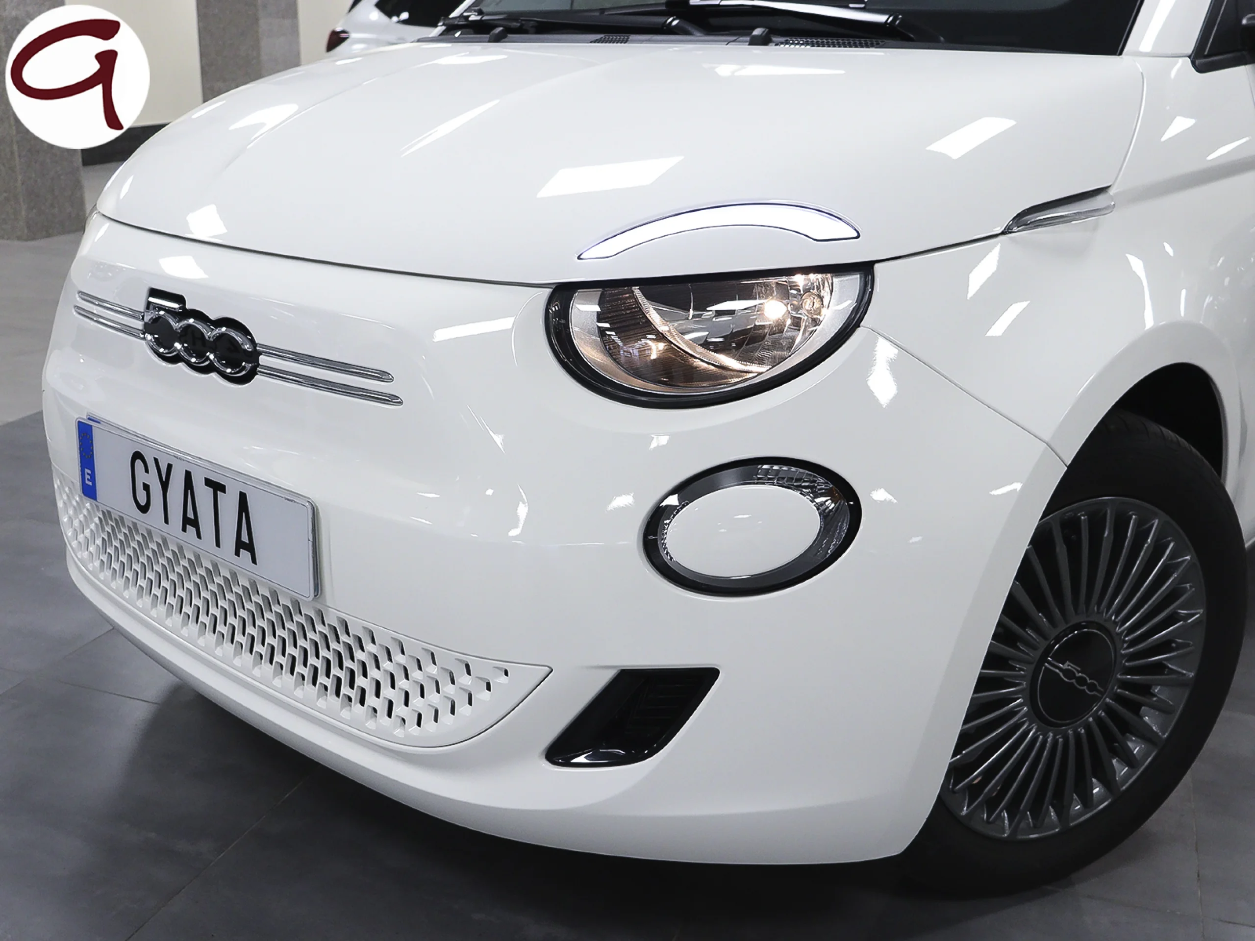 Fiat 500 Electrico Action Hb 185 km 70 kW (95 CV) - Foto 24