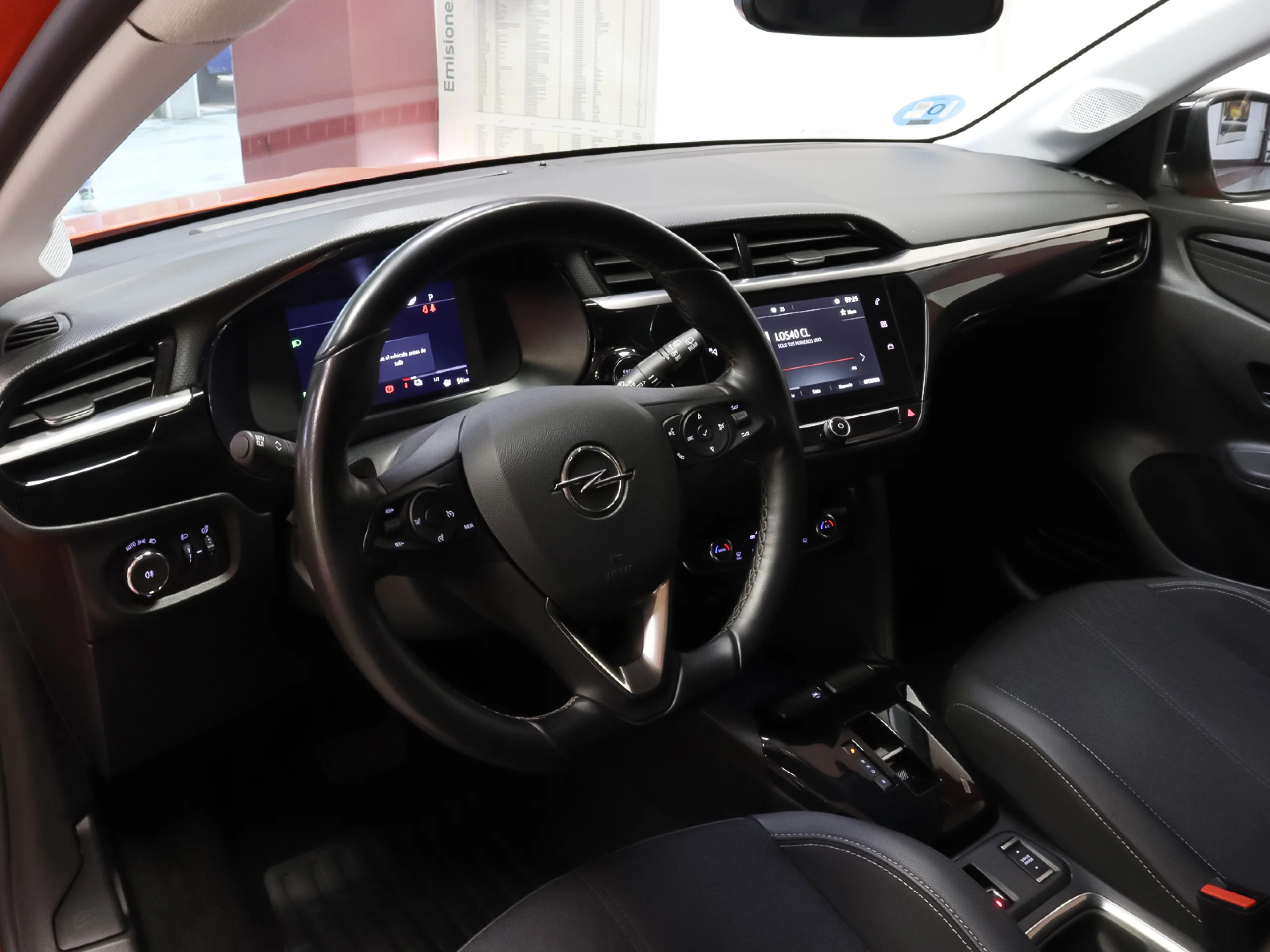 Opel Corsa-e 50kWh Elegance-e 100 kW (136 CV) - Foto 4