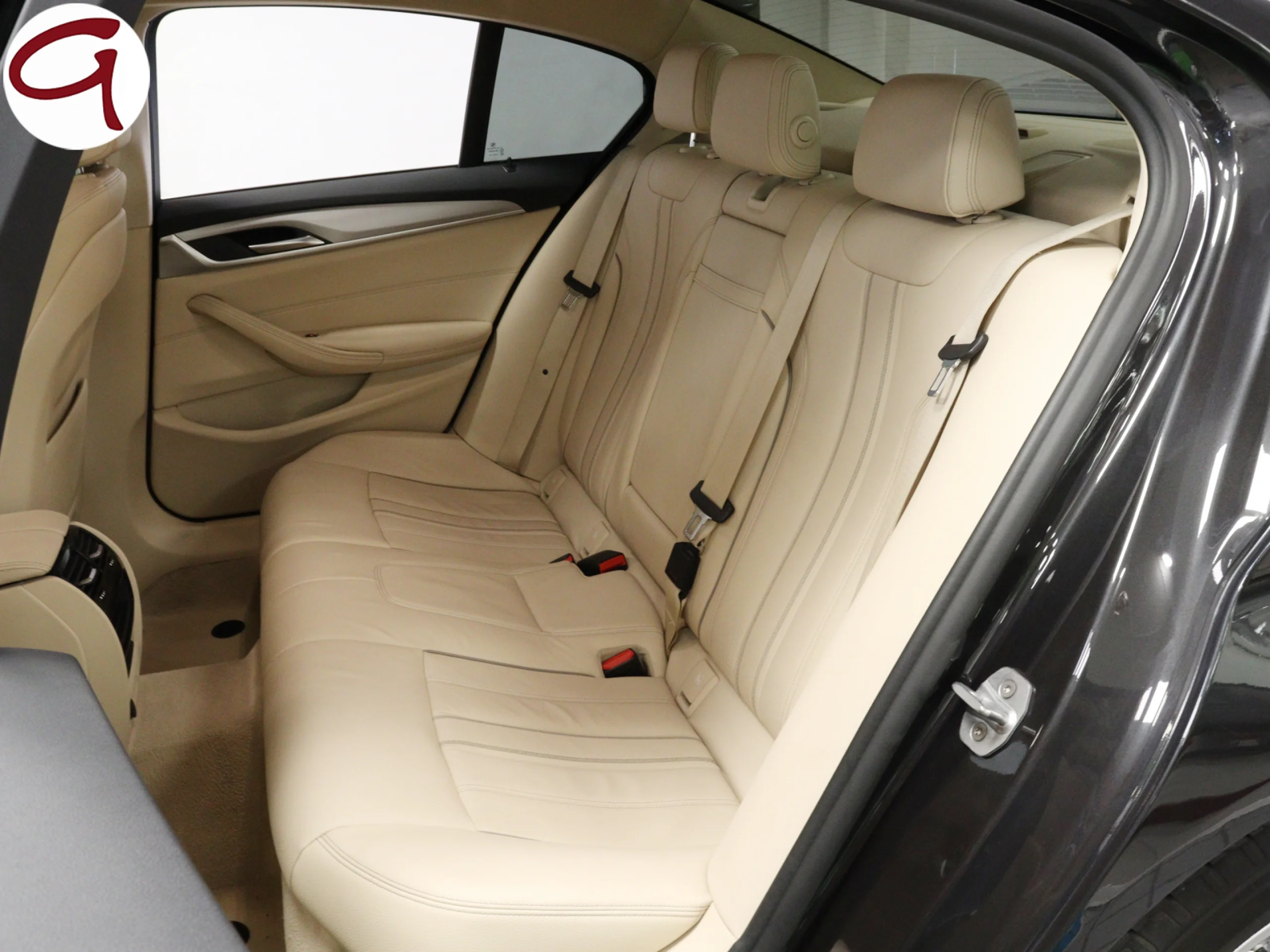 BMW Serie 5 530e 185 kW (252 CV) - Foto 8