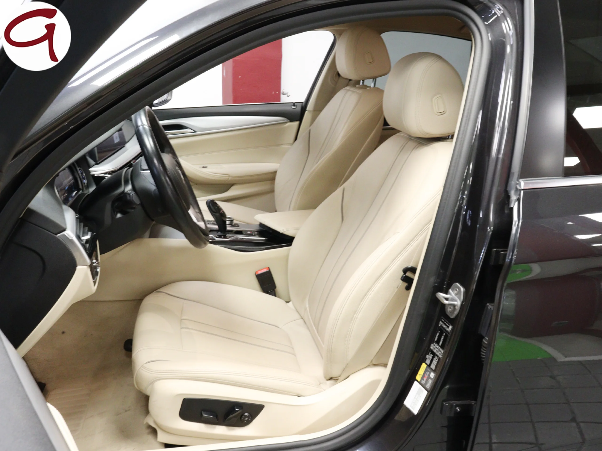 BMW Serie 5 530e 185 kW (252 CV) - Foto 5