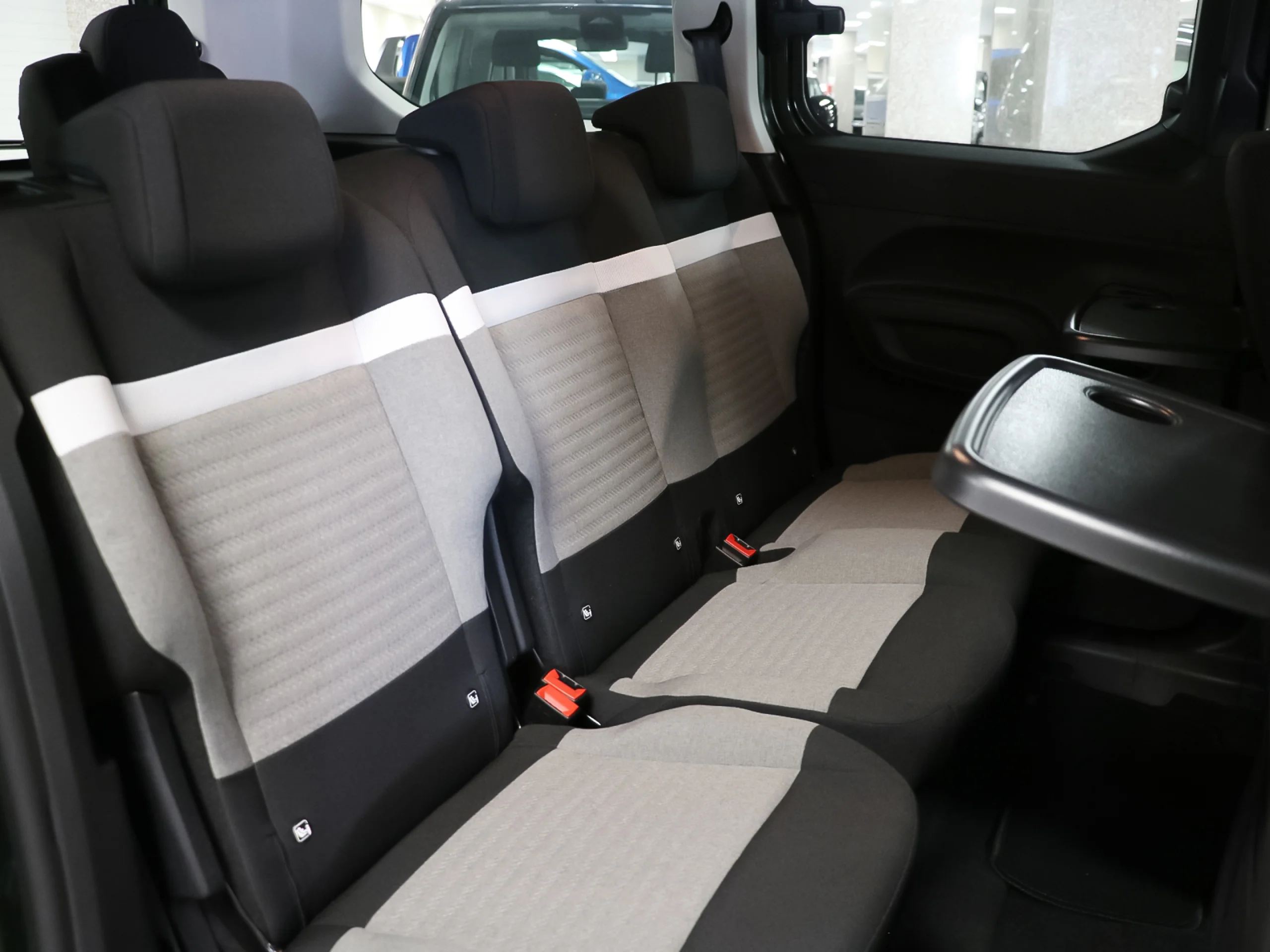 Citroen Berlingo BlueHDi 100 S&S Plus Talla XL 75 kW (102 CV) - Foto 11