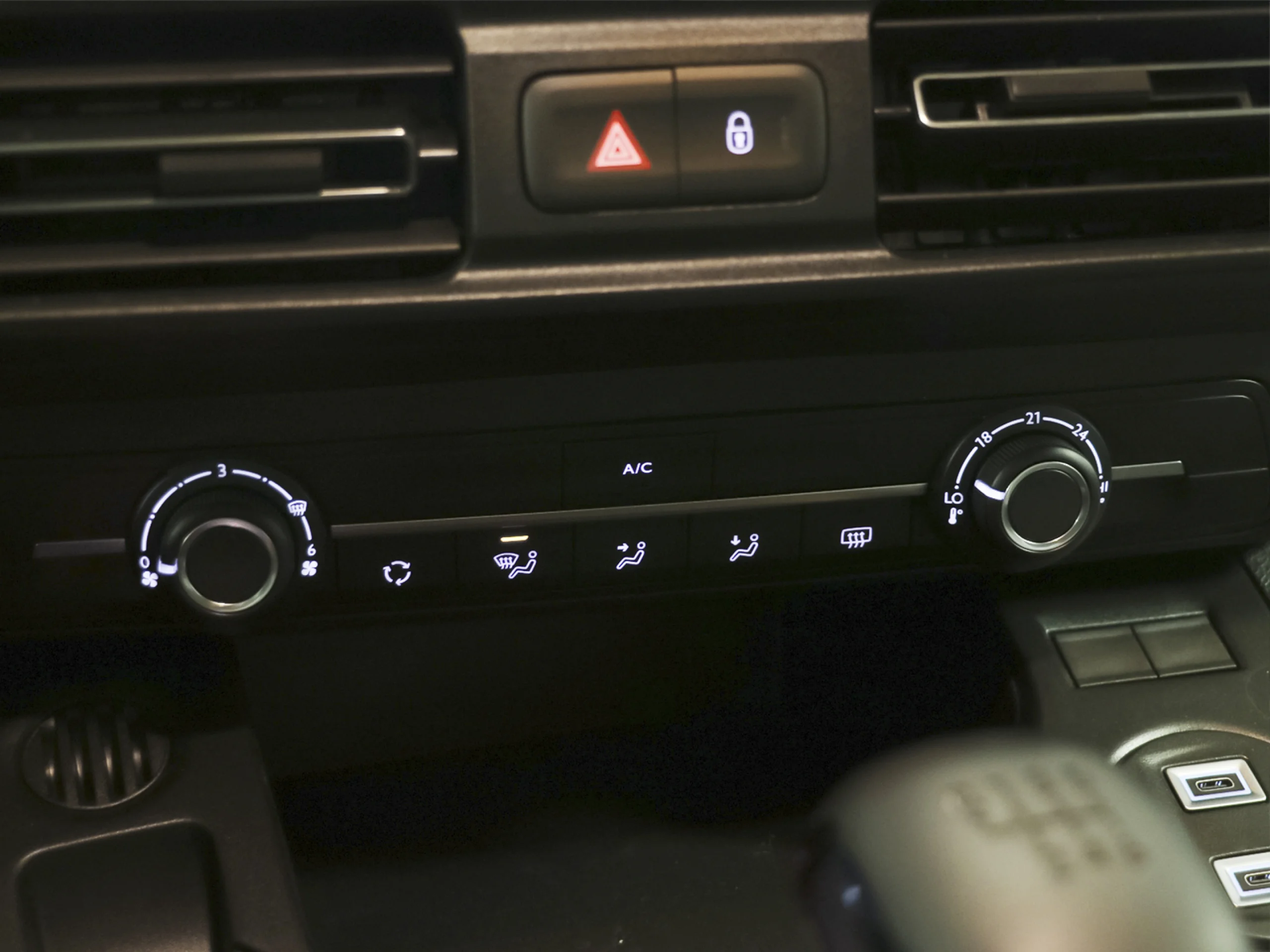 Citroen Berlingo BlueHDi 100 S&S Plus Talla XL 75 kW (102 CV) - Foto 21