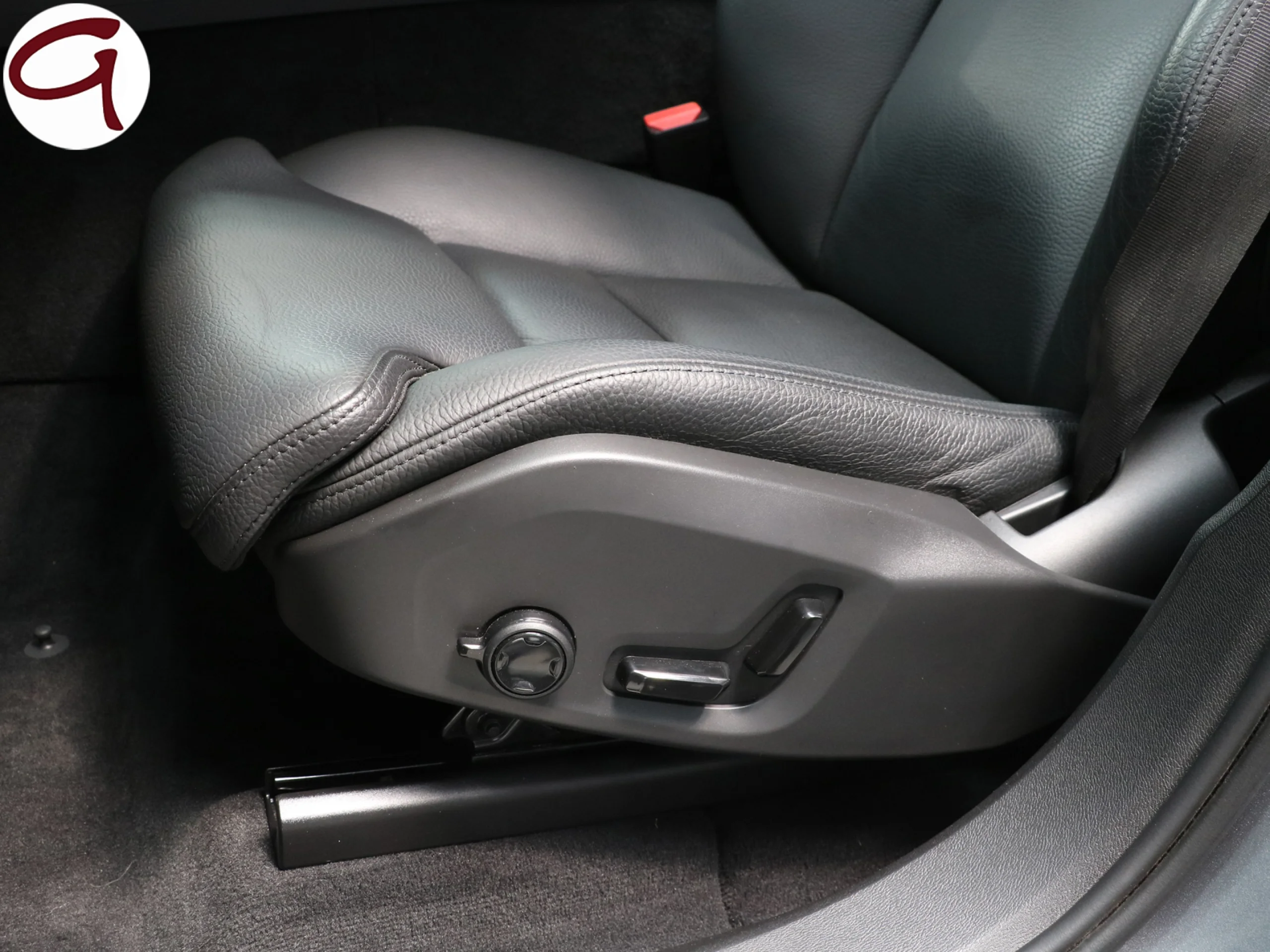 Volvo XC60 T6 Recharge Inscription AWD Auto 250 kW (340 CV) - Foto 8