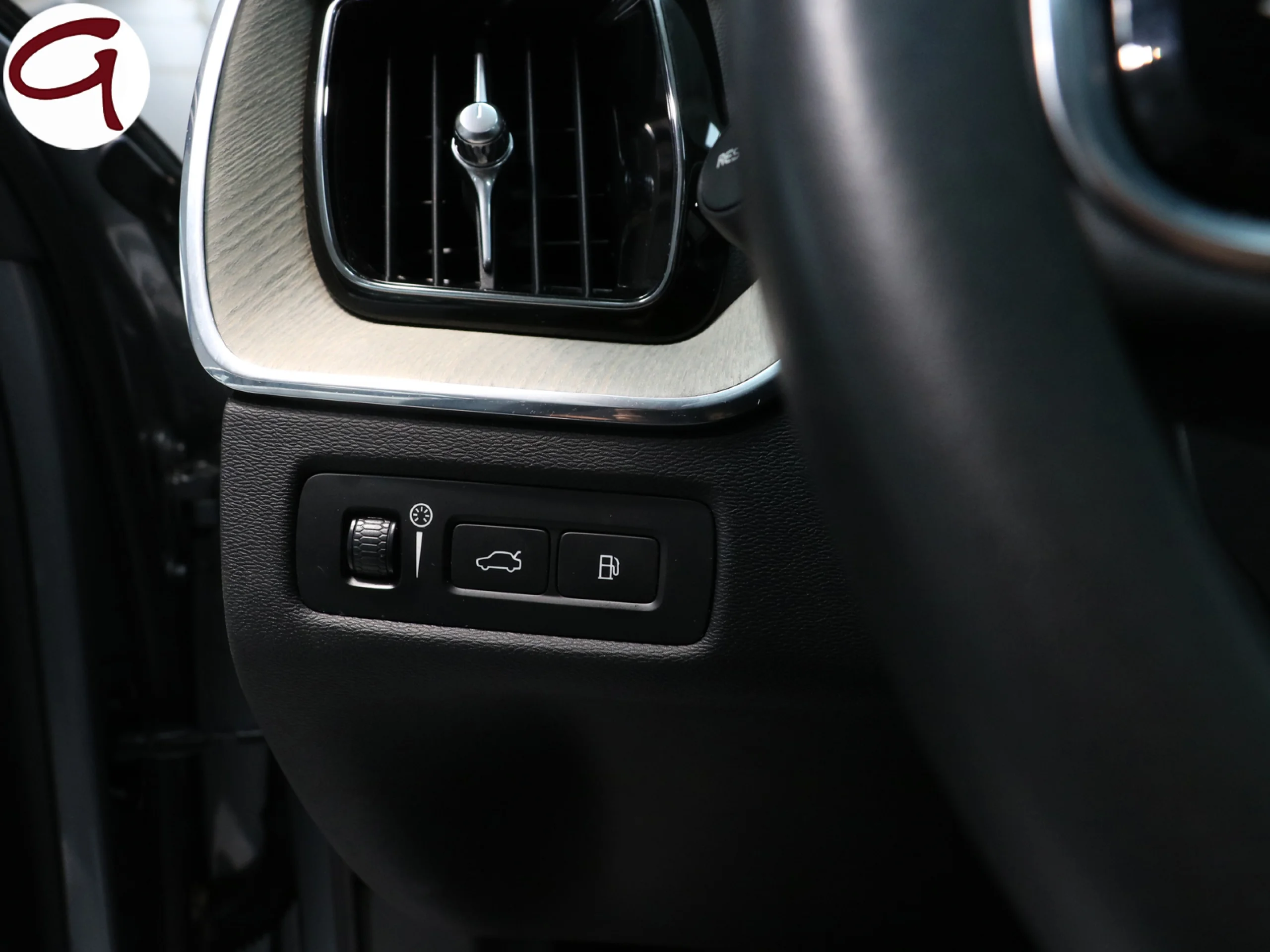 Volvo XC60 T6 Recharge Inscription AWD Auto 250 kW (340 CV) - Foto 32