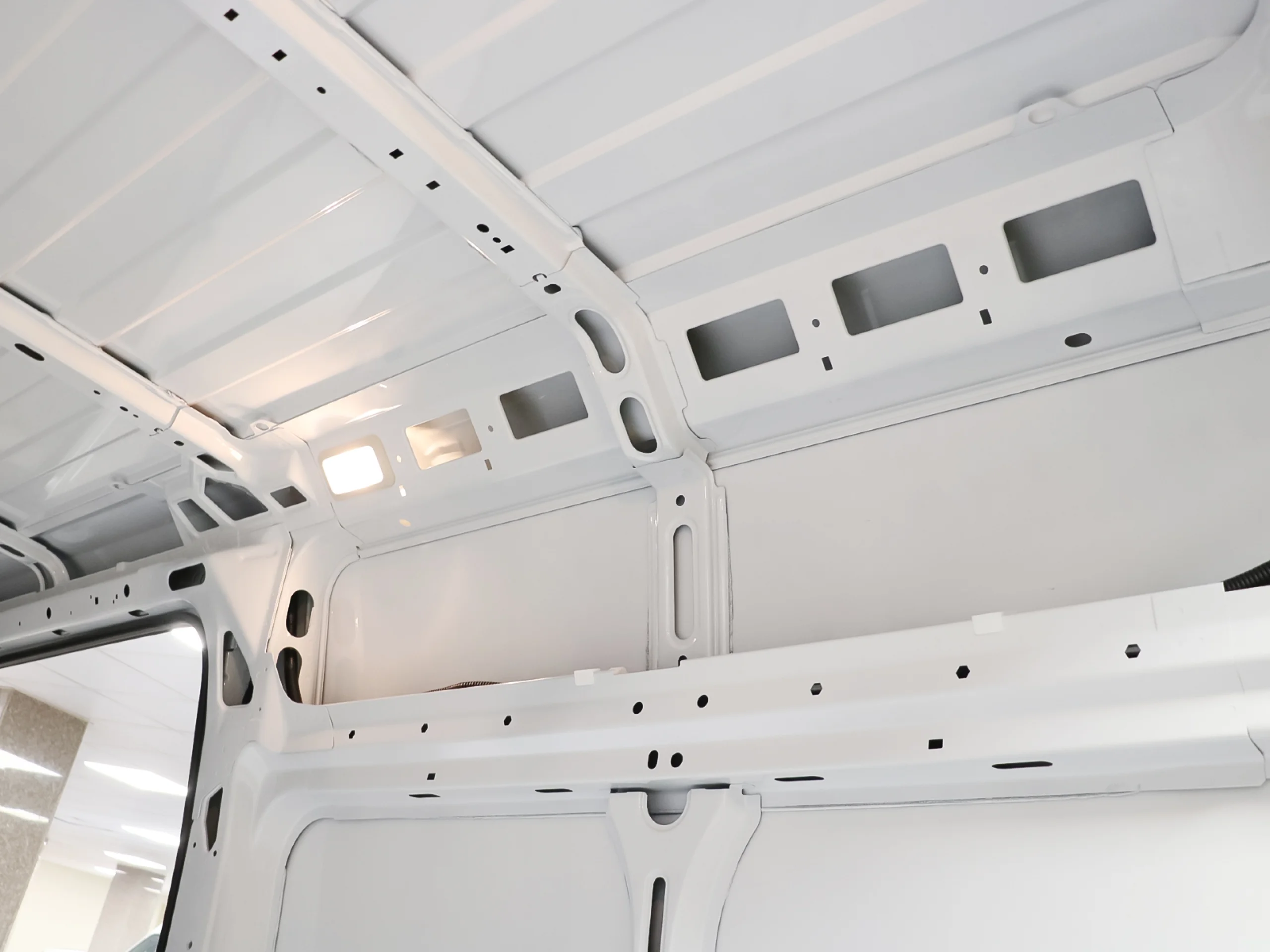 Citroen Jumper Furgon BlueHDi 140 S&S 35 L2H2 103 kW (140 CV) - Foto 29