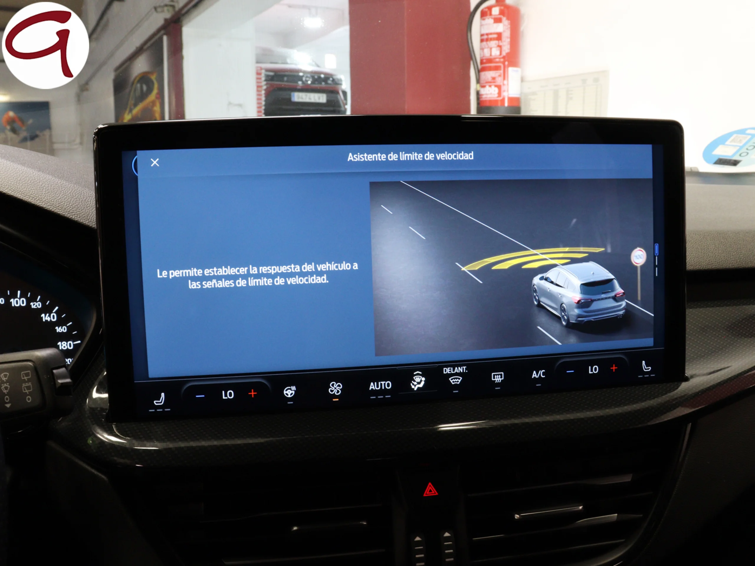 Ford Focus 1.0 Ecoboost MHEV ST-Line Auto 114 kW (155 CV) - Foto 23