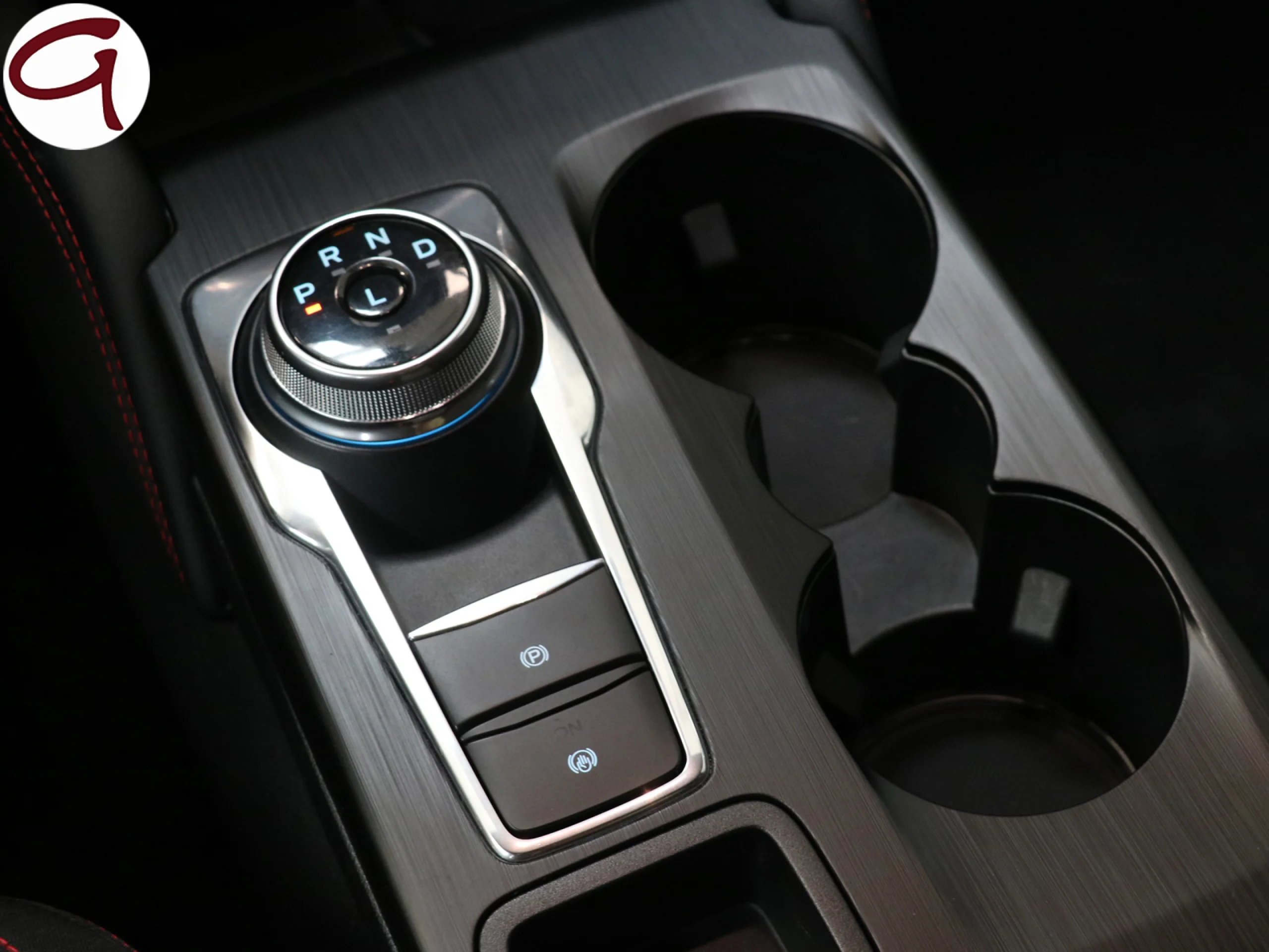 Ford Kuga 2.5 Duratec FHEV ST-Line X 4x4 Auto 134 kW (183 CV) - Foto 10