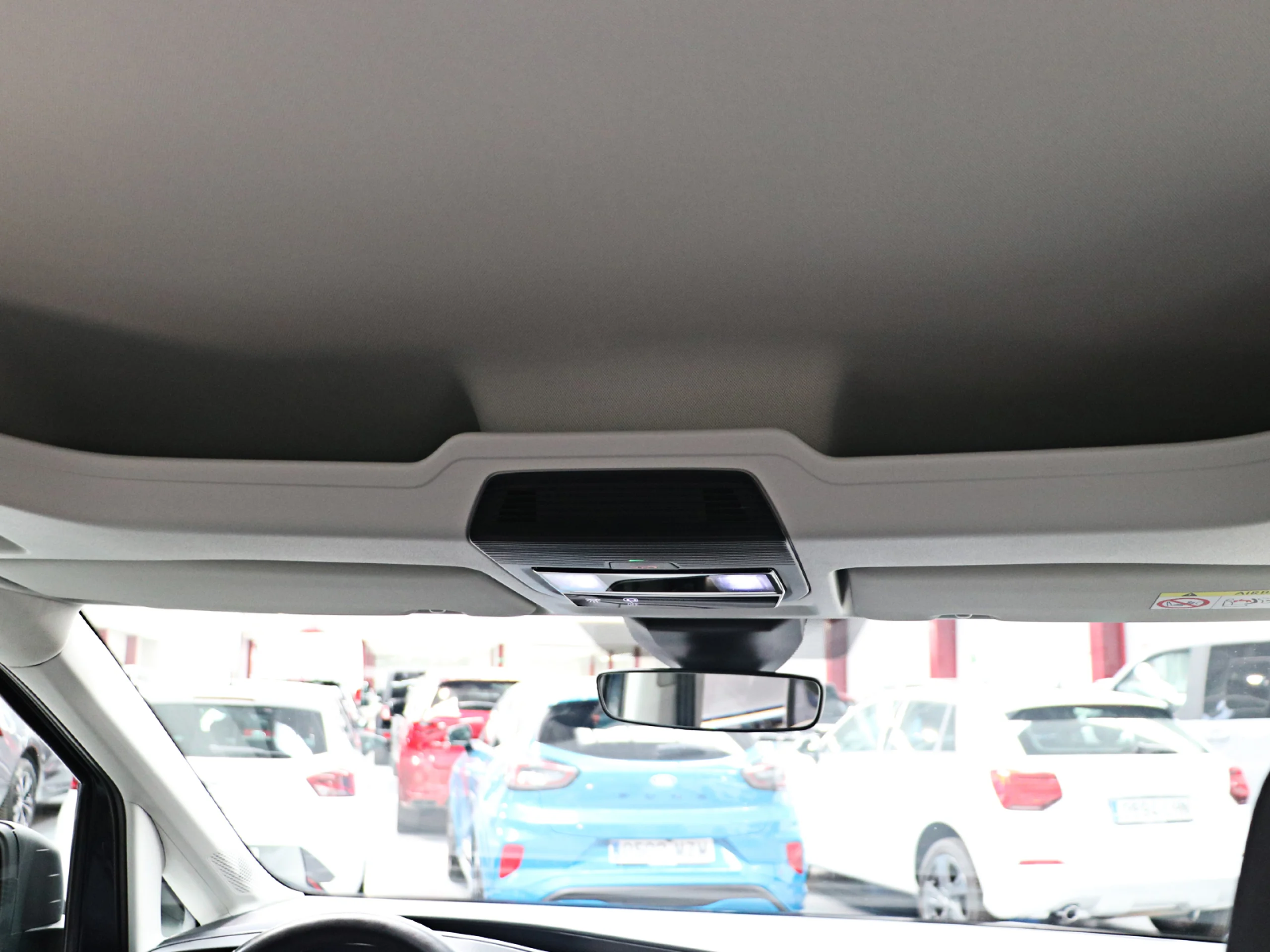 Ford Tourneo Connect 2.0 Ecoblue Trend 90 kW (122 CV) - Foto 24