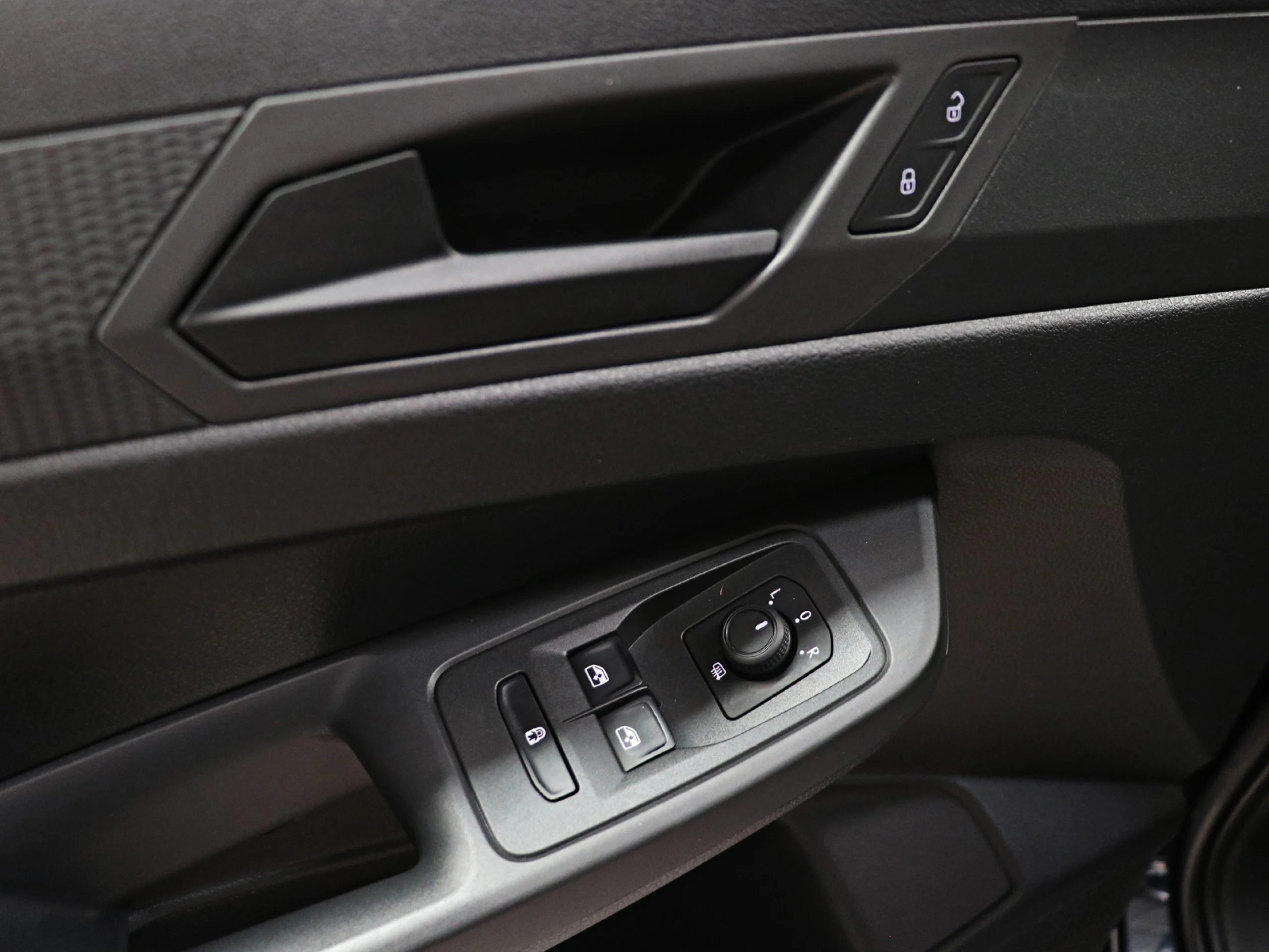 Ford Tourneo Connect 2.0 Ecoblue Trend 90 kW (122 CV) - Foto 31