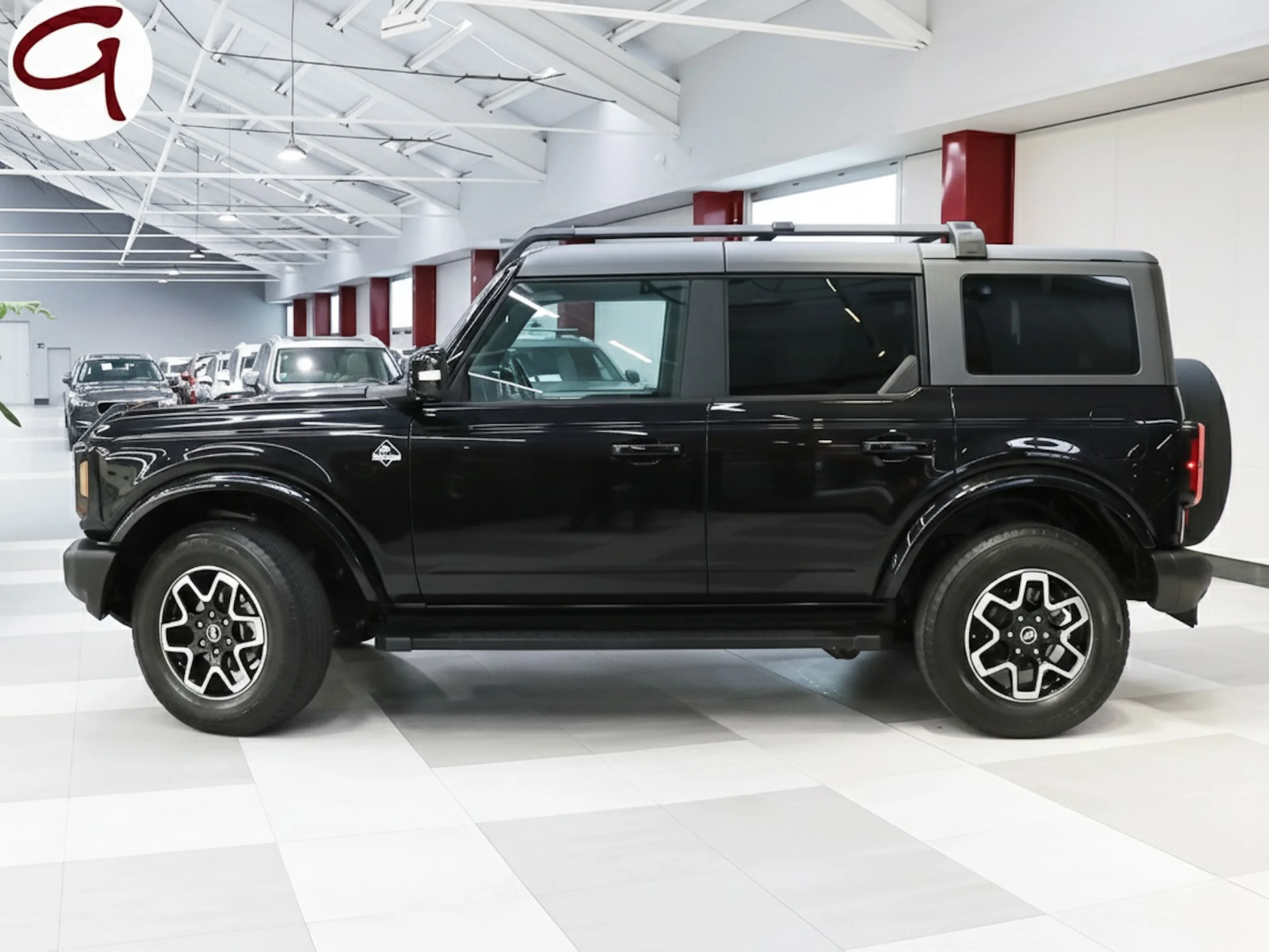 Ford Bronco 2.7 EcoBoost V6 Outer Banks 4x4 In Auto 246 kW (335 CV) - Foto 2