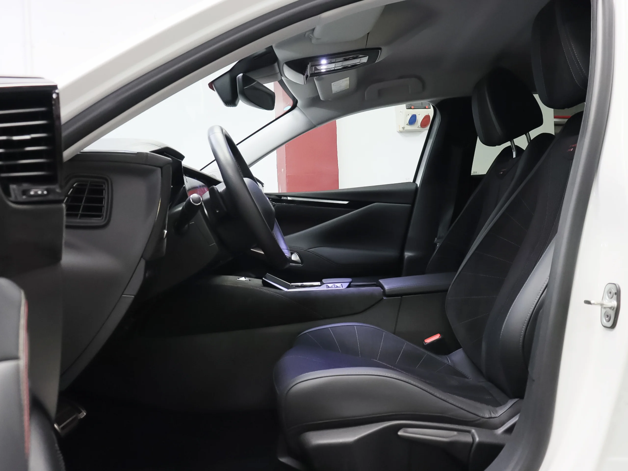 DS Ds4 E-Tense 225 Performance Line 165 kW (225 CV) - Foto 5