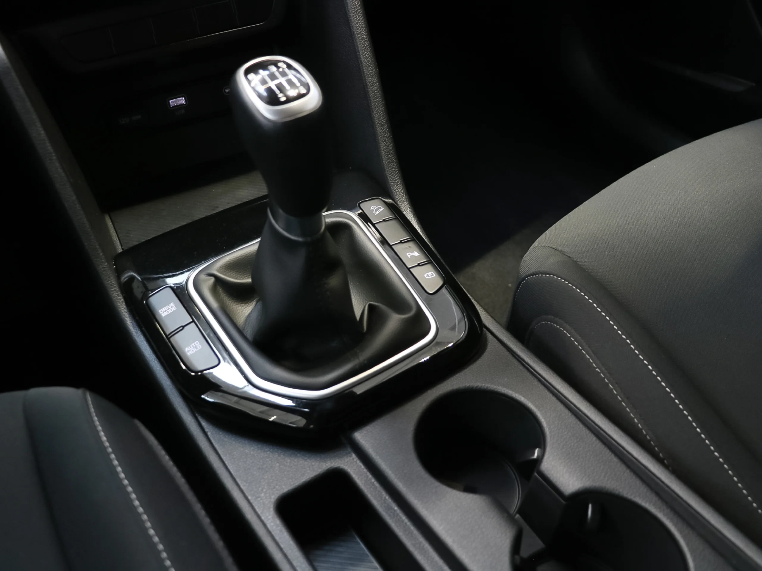 Kia Sportage 1.6 T-GDi MHEV Drive 4x2 112 kW (150 CV) - Foto 22