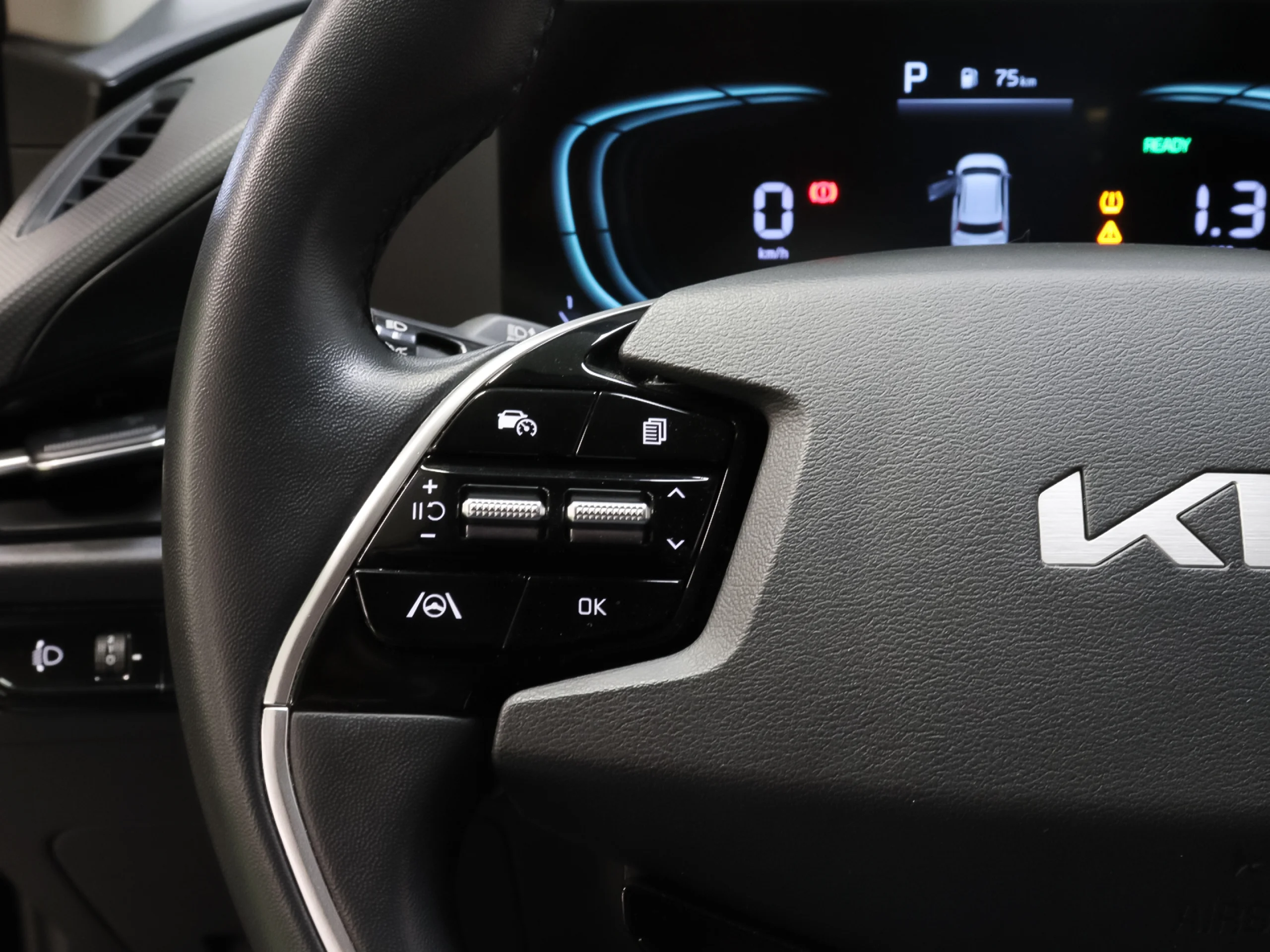 Kia Niro 1.6 GDi PHEV Híbrido Concept 104 kW (141 CV) - Foto 11