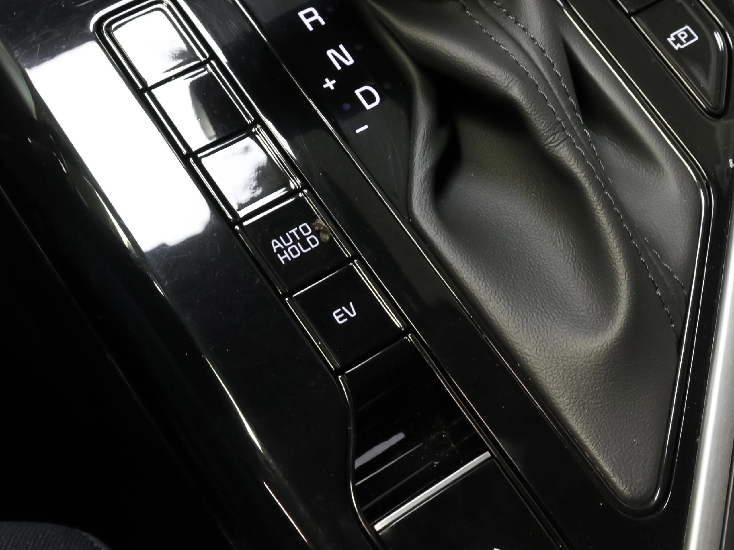 Kia Niro 1.6 GDi PHEV Híbrido Concept 104 kW (141 CV) - Foto 22