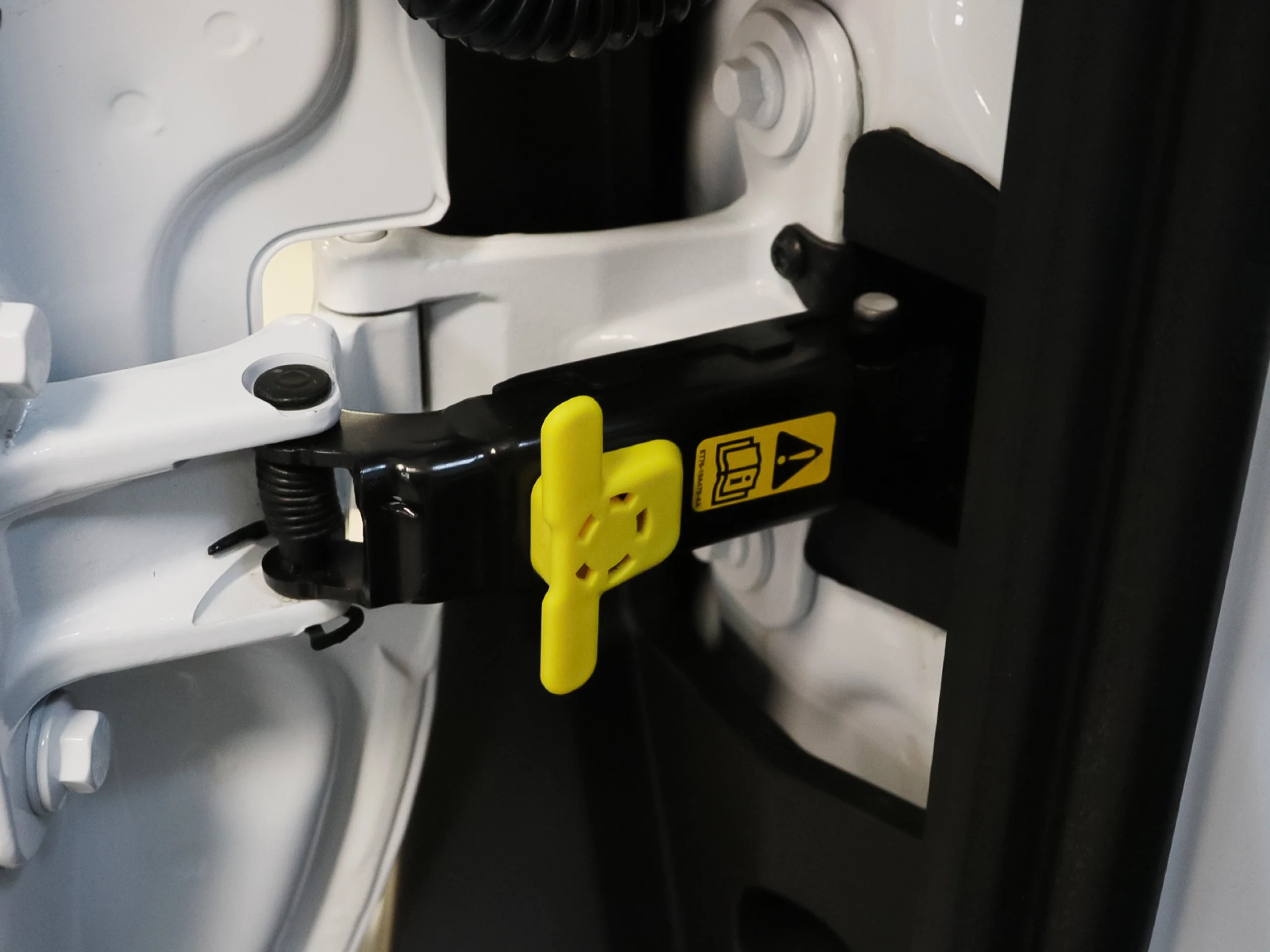 Ford Transit Courier Furgon BEV 54kWh Trend Auto 100 kW (136 CV) - Foto 26