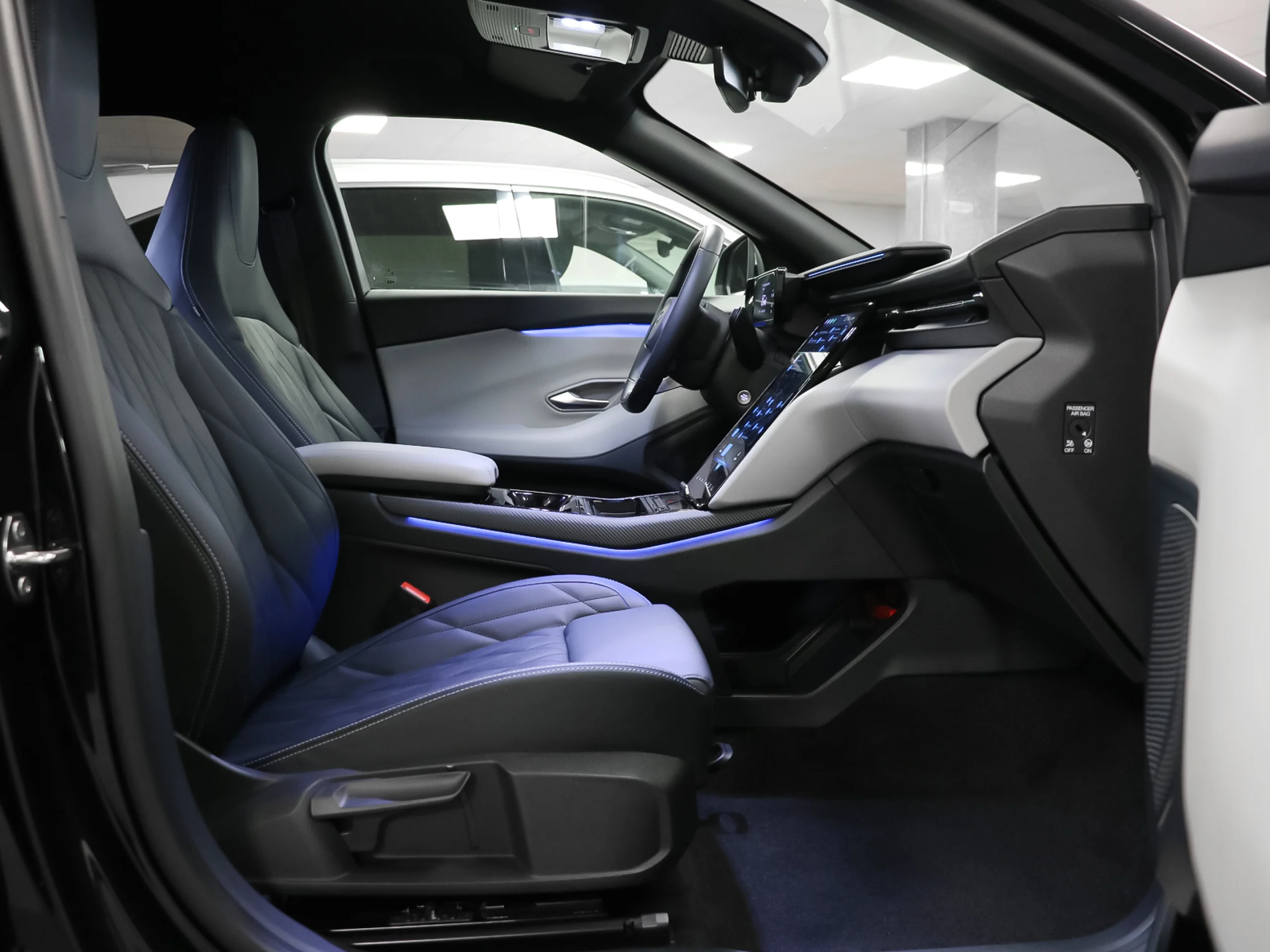 Ford Capri CX740L Premium R. Ext. AWD 77kWh 250 kW (340 CV) - Foto 5