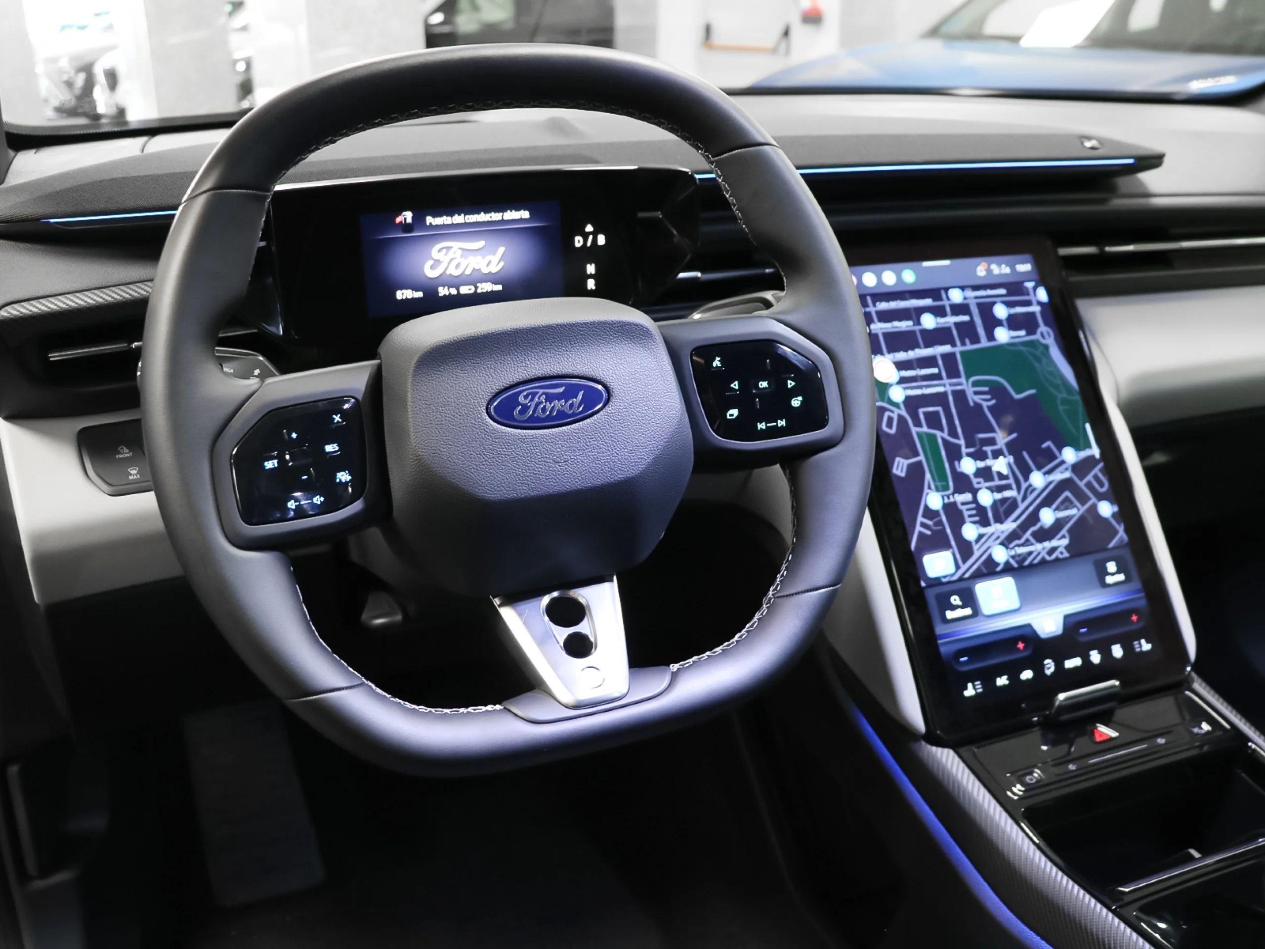 Ford Capri CX740L Premium R. Ext. AWD 77kWh 250 kW (340 CV) - Foto 35