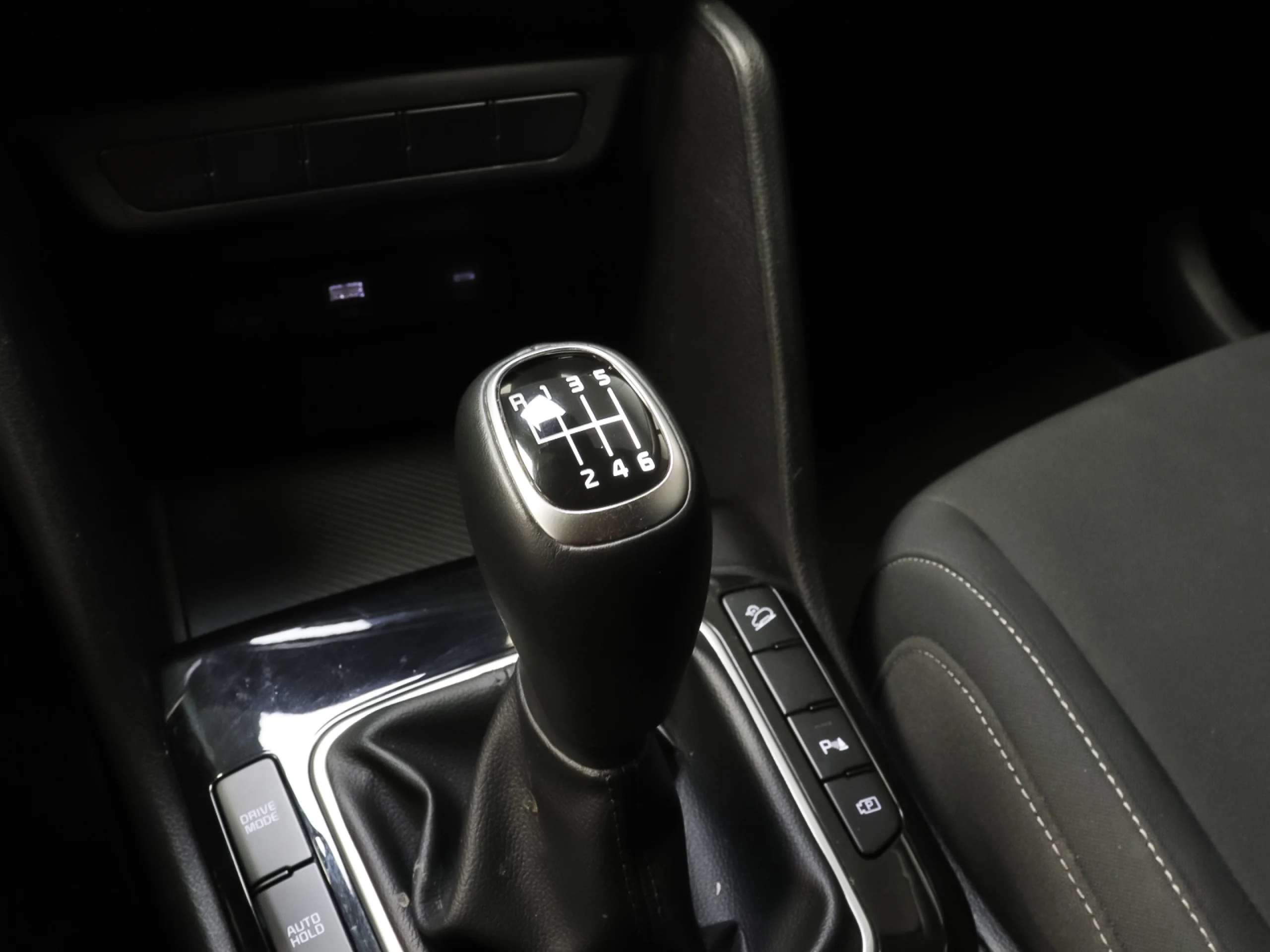 Kia Sportage 1.6 T-GDi MHEV Drive 4x2 112 kW (150 CV) - Foto 23