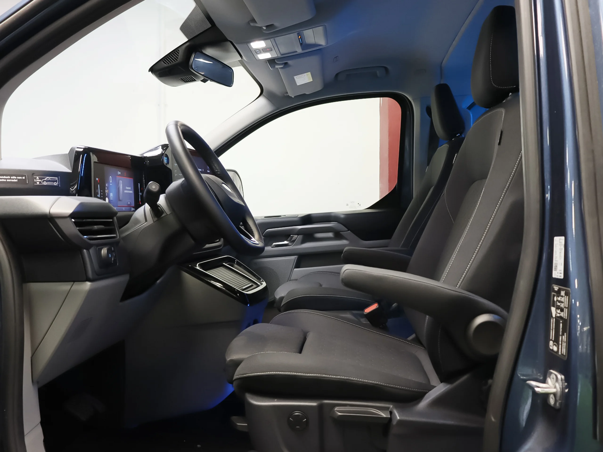 Ford Transit Custom 2.0 Ecoblue 320 L1 Nugget Titanium AT 125 kW (170 CV) - Foto 3