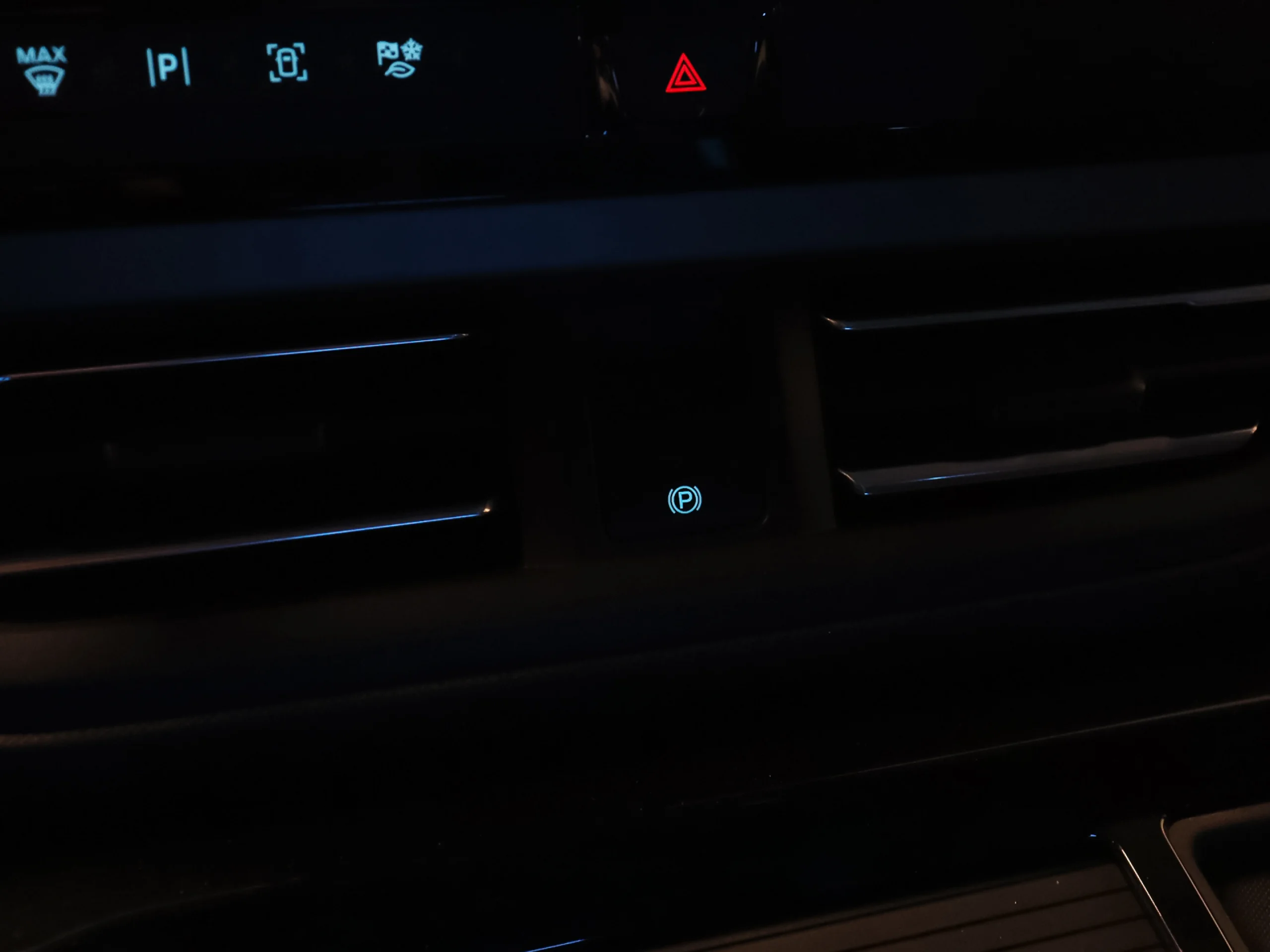 Ford Transit Custom 2.0 Ecoblue 320 L1 Nugget Titanium AT 125 kW (170 CV) - Foto 19