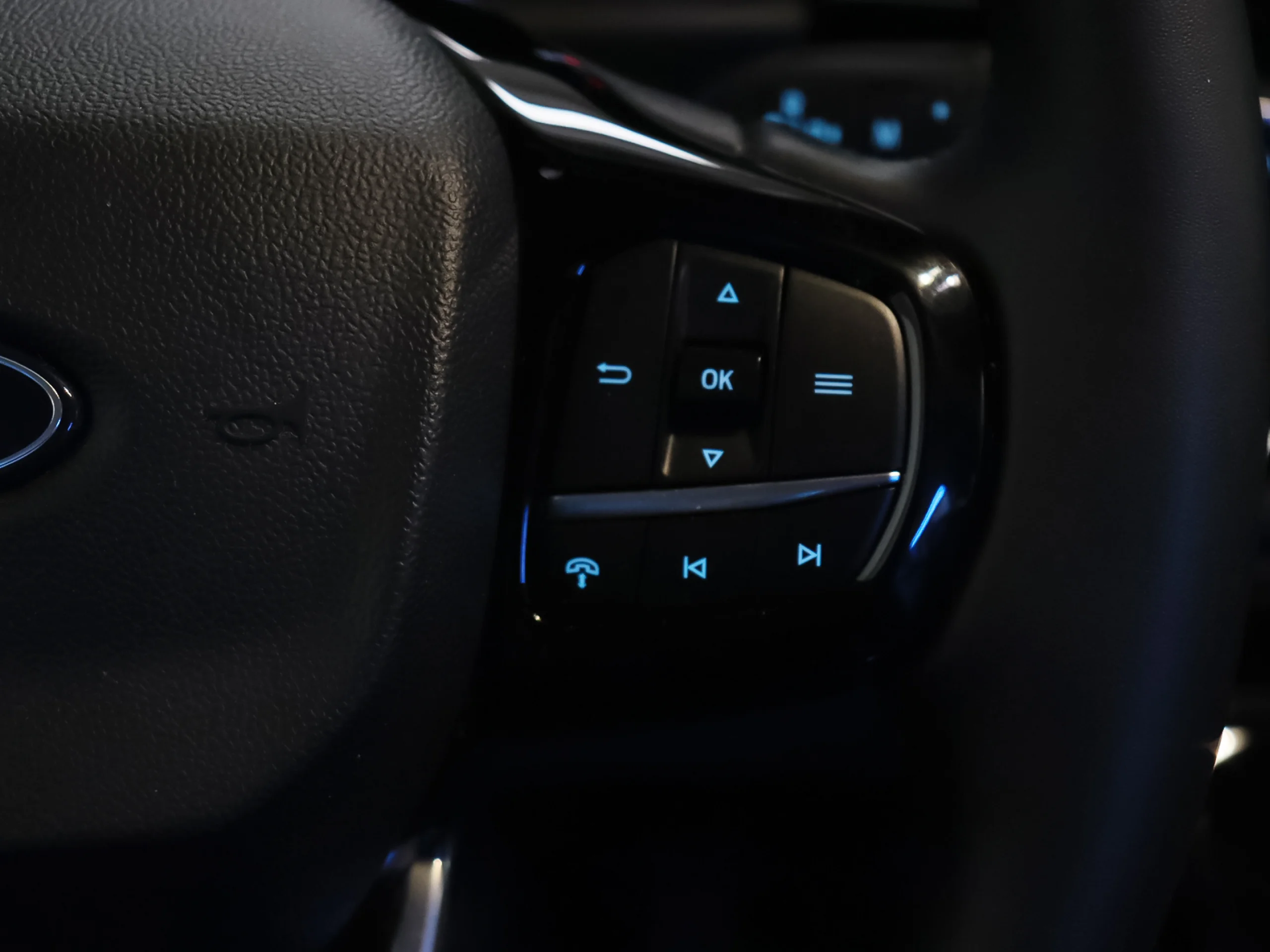 Ford Transit Custom 2.0 Ecoblue 320 L1 Nugget Titanium AT 125 kW (170 CV) - Foto 28