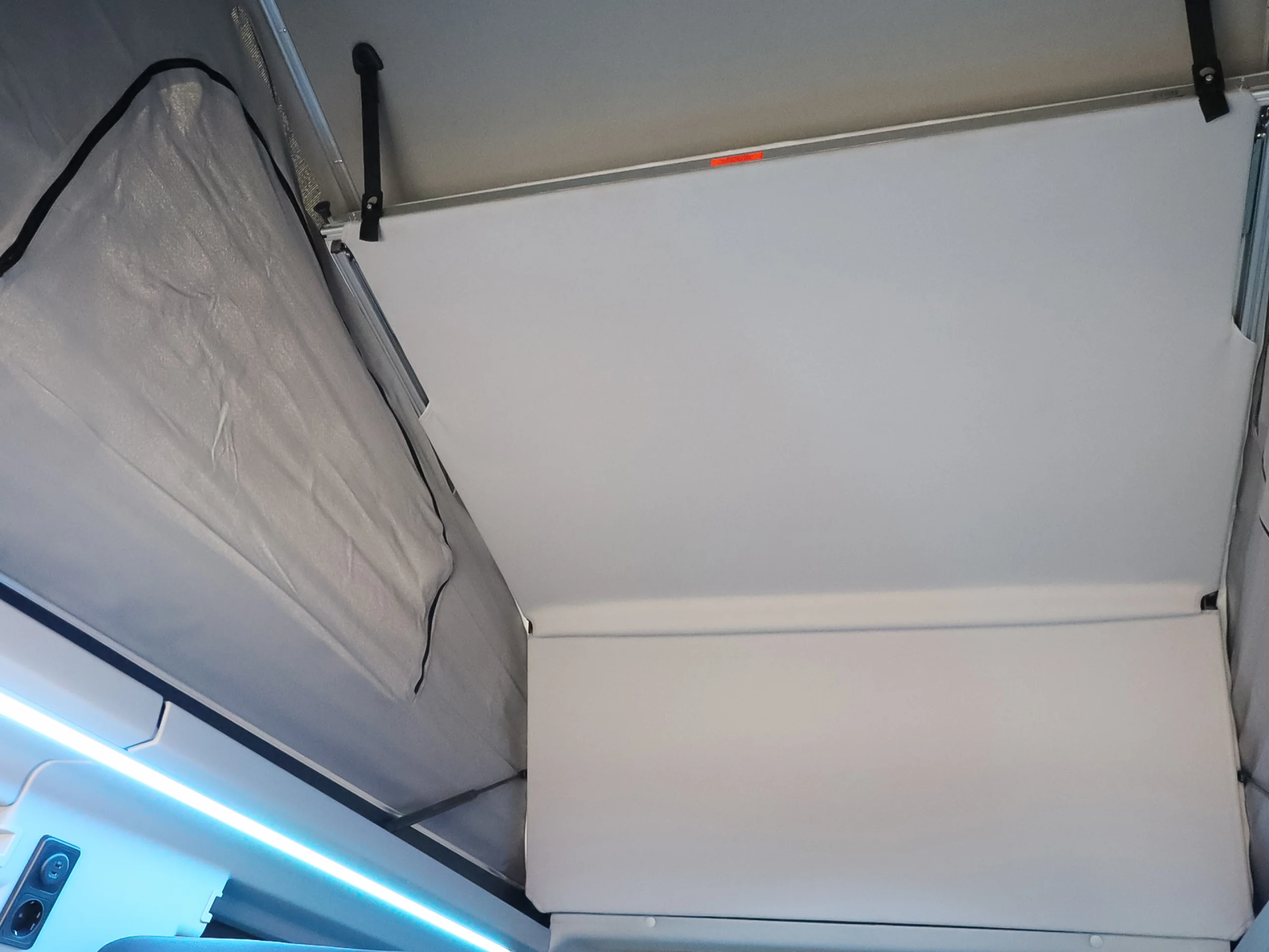 Ford Transit Custom 2.0 Ecoblue 320 L1 Nugget Titanium AT 125 kW (170 CV) - Foto 40