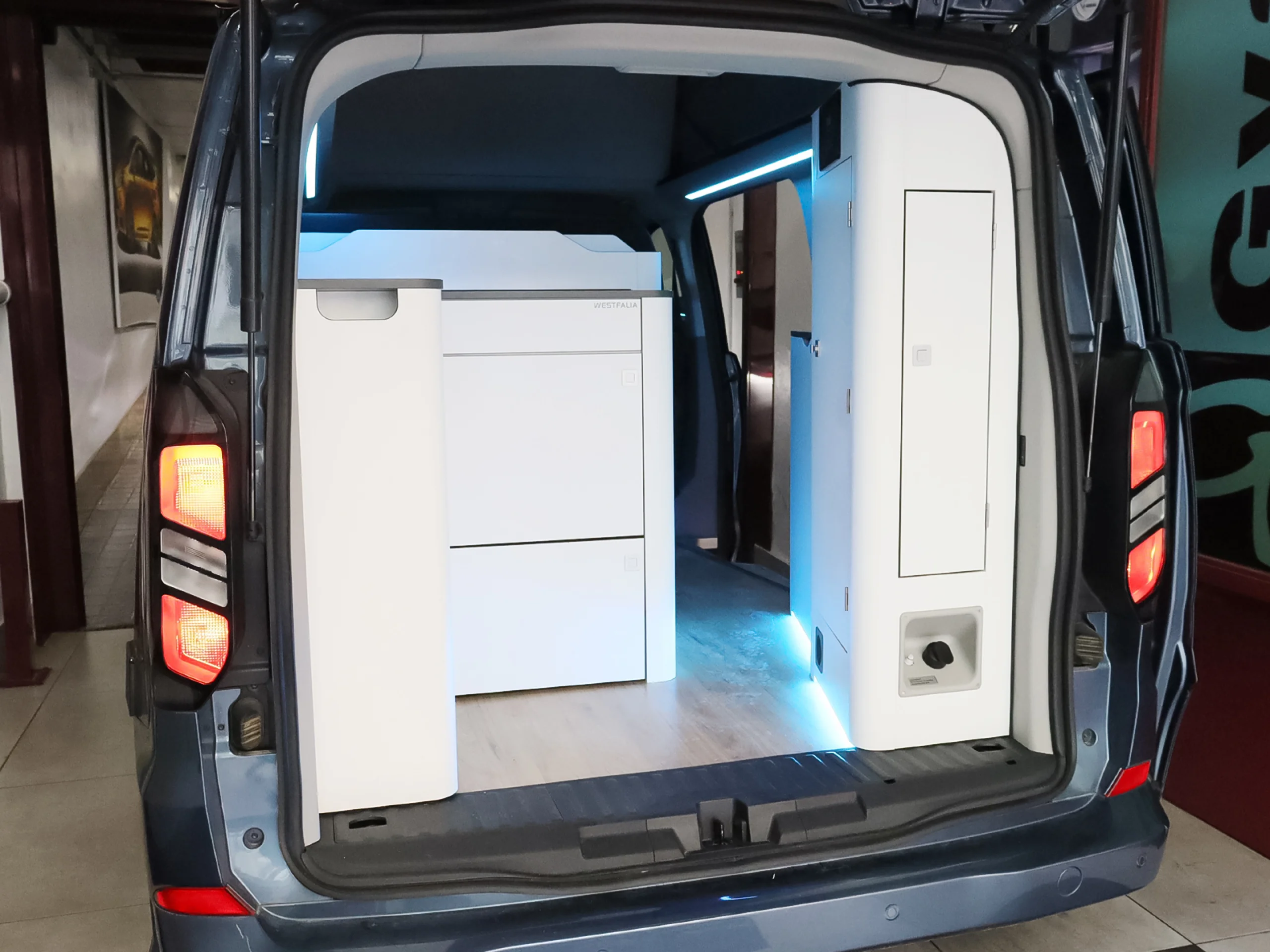 Ford Transit Custom 2.0 Ecoblue 320 L1 Nugget Titanium AT 125 kW (170 CV) - Foto 49
