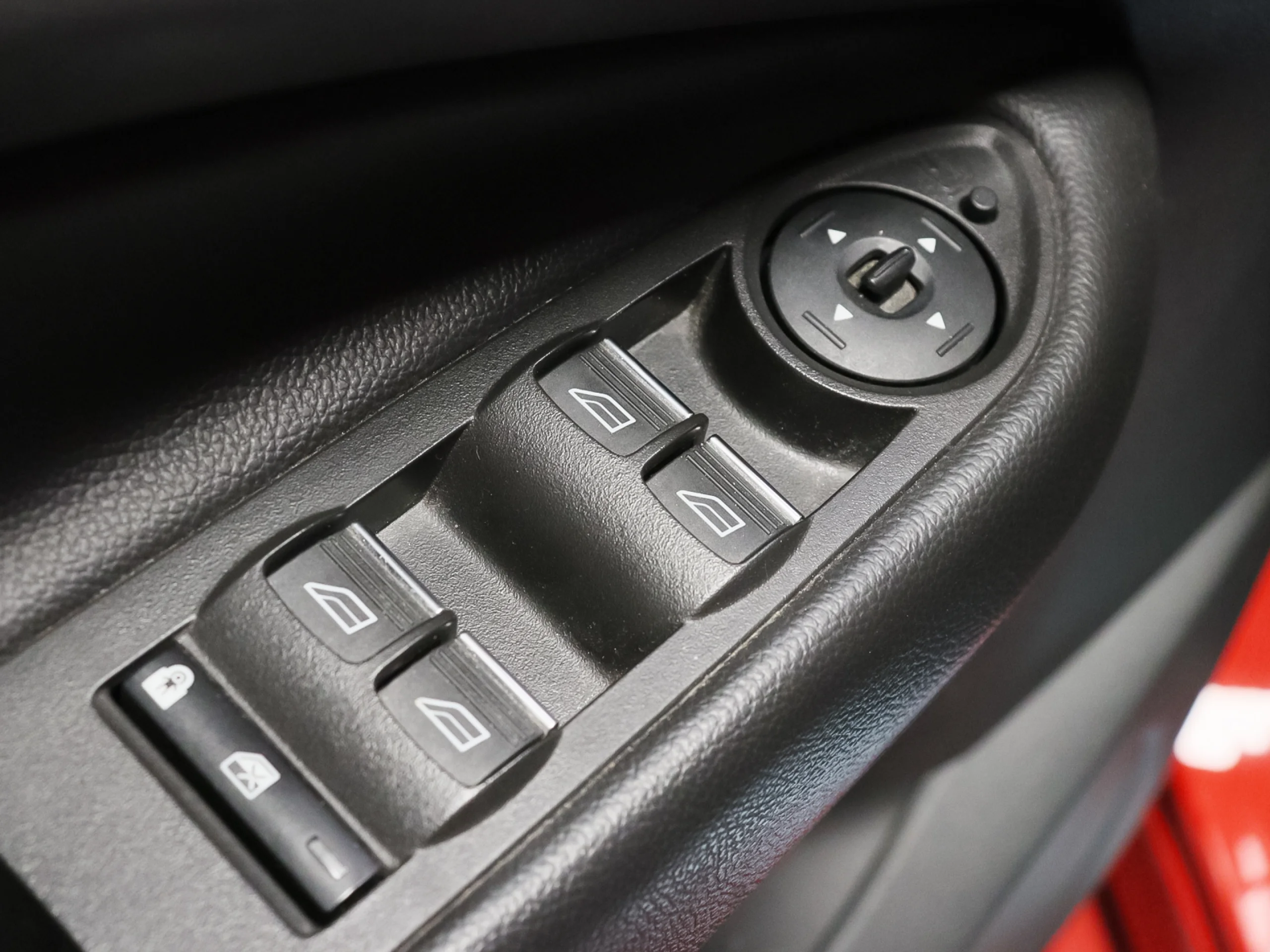 Ford Kuga 2.0 TDCI ST-Line 4x4 Powershift 110 kW (150 CV) - Foto 10