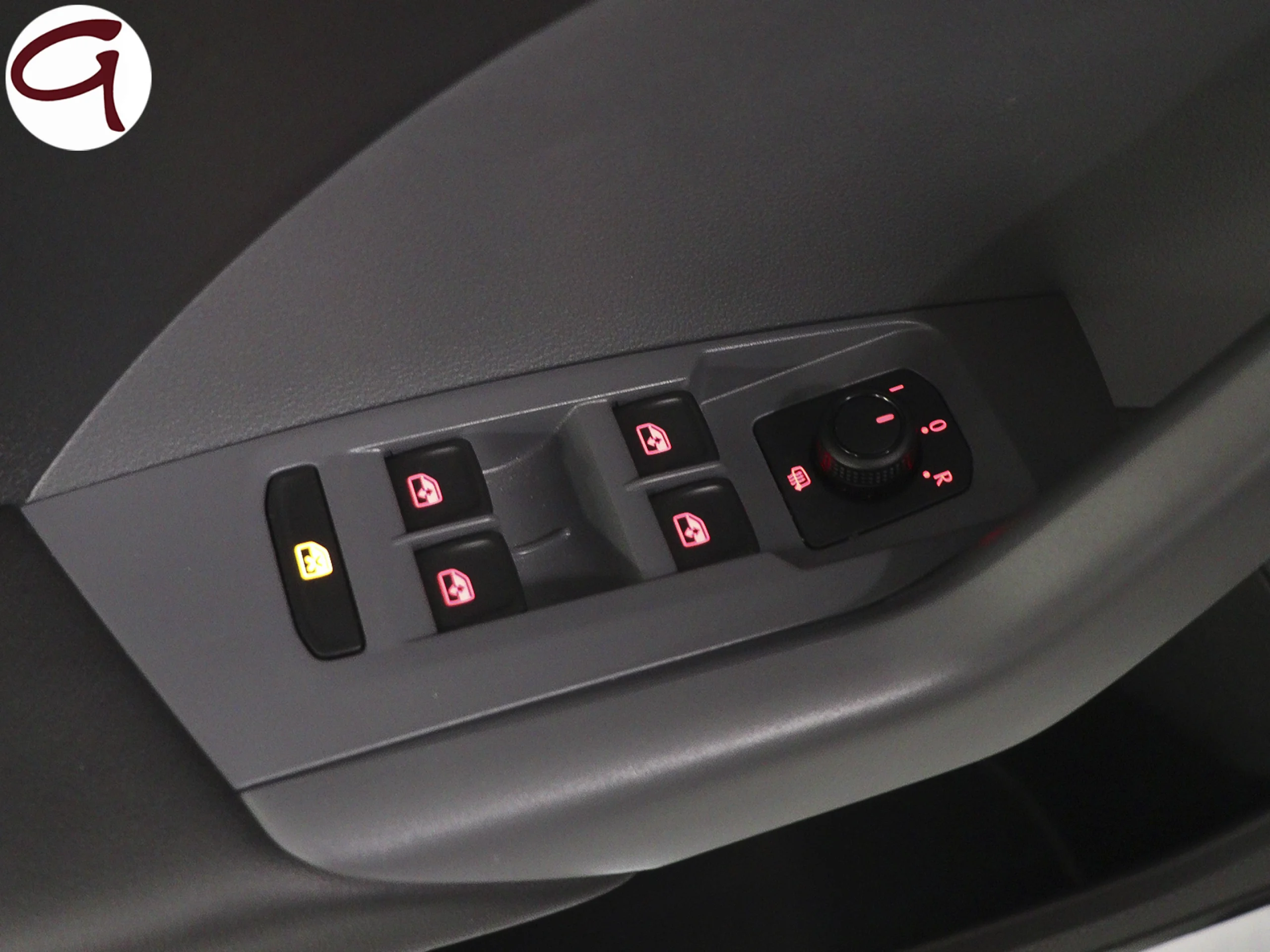 Volkswagen T-Cross Advance 1.0 TSI 70 kW (95 CV) - Foto 8