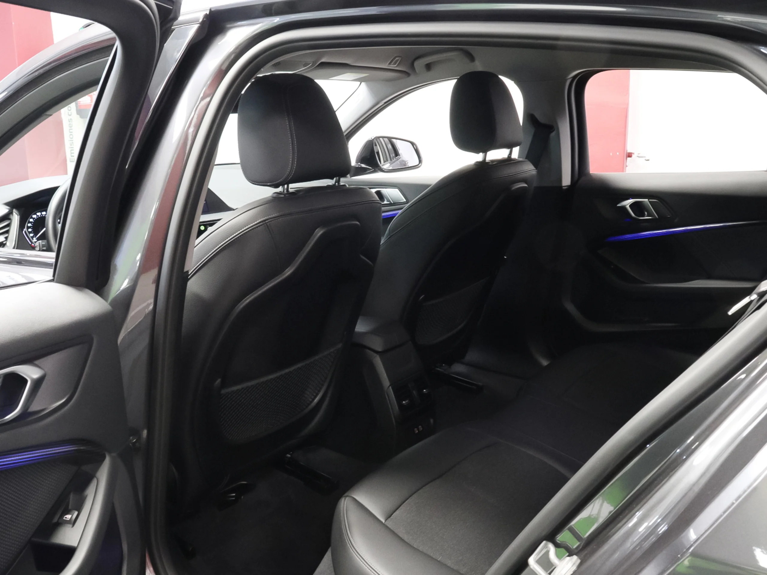 BMW Serie 1 116d 85 kW (116 CV) - Foto 6