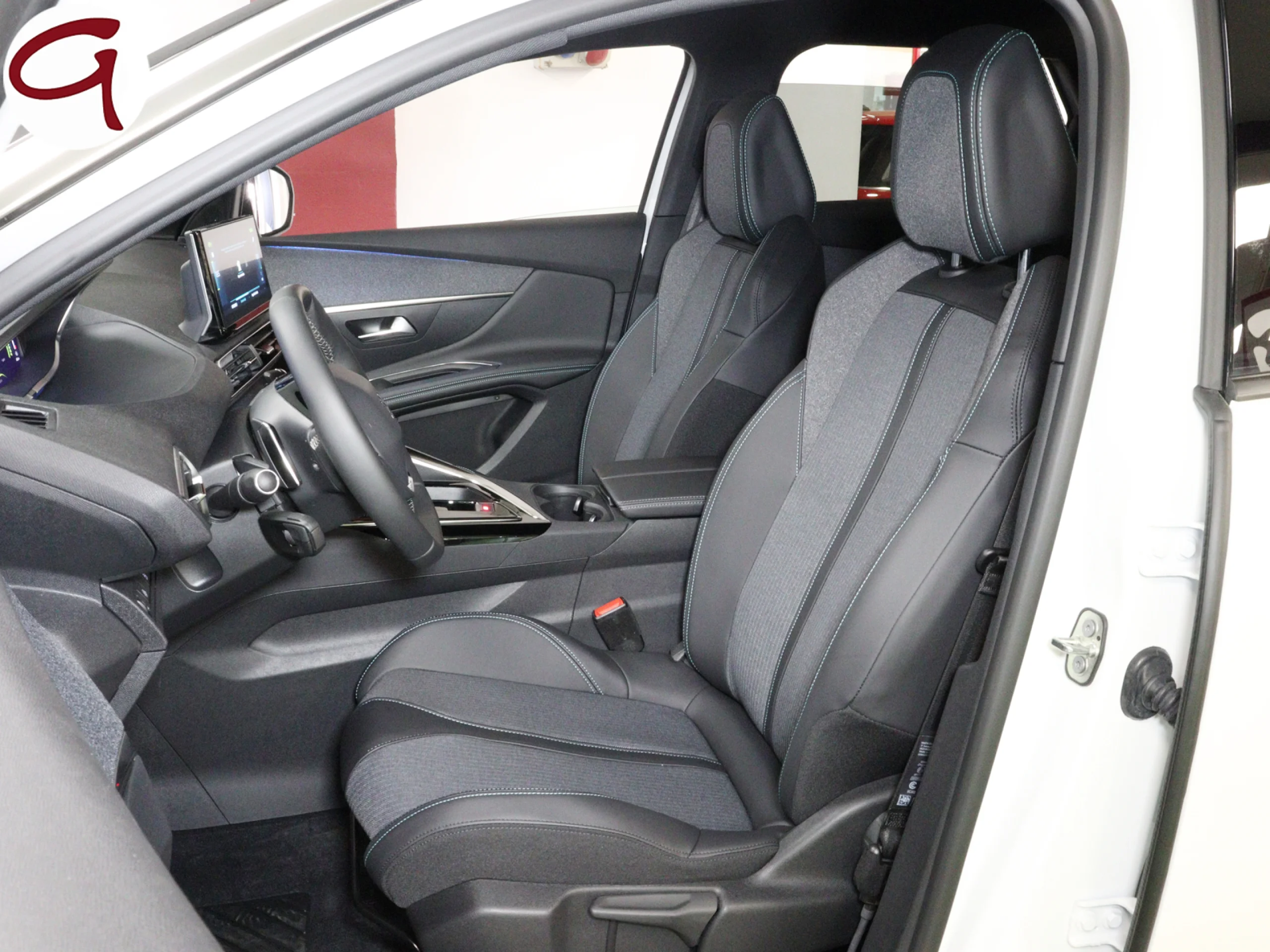 Peugeot 3008 SUV Hybrid 225 Allure Pack e-EAT8 165 kW (225 CV) - Foto 7