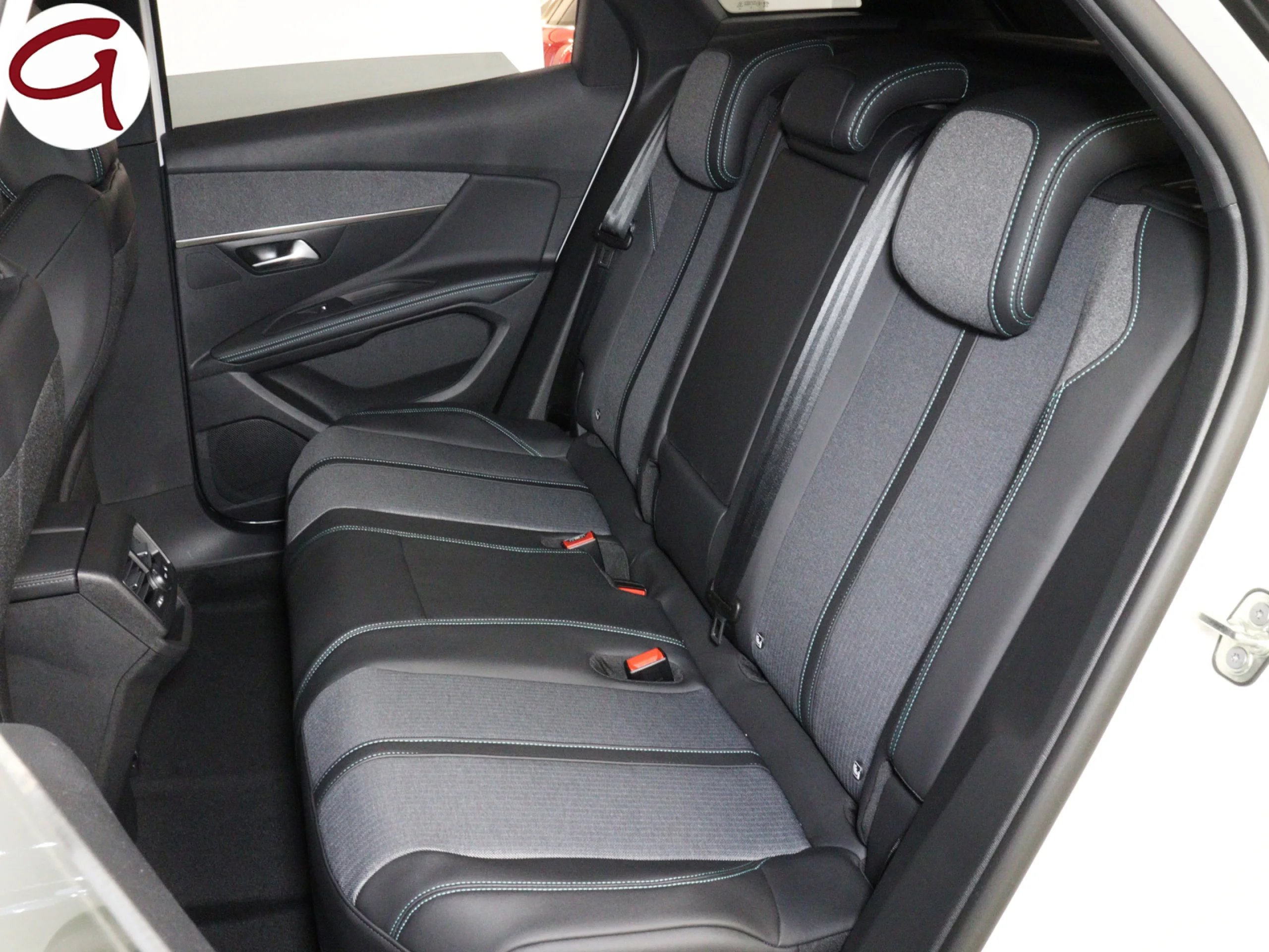 Peugeot 3008 SUV Hybrid 225 Allure Pack e-EAT8 165 kW (225 CV) - Foto 9