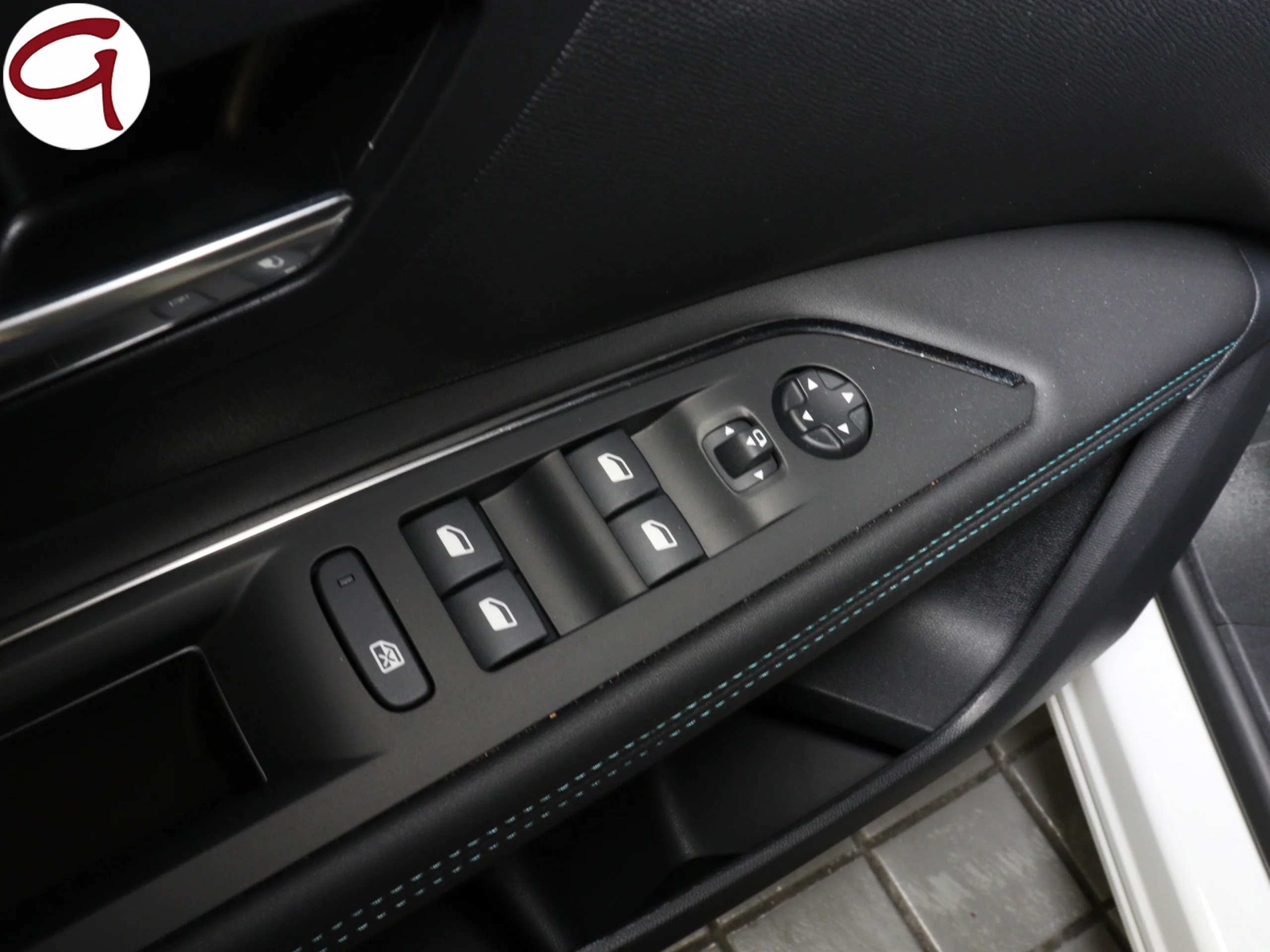 Peugeot 3008 SUV Hybrid 225 Allure Pack e-EAT8 165 kW (225 CV) - Foto 11