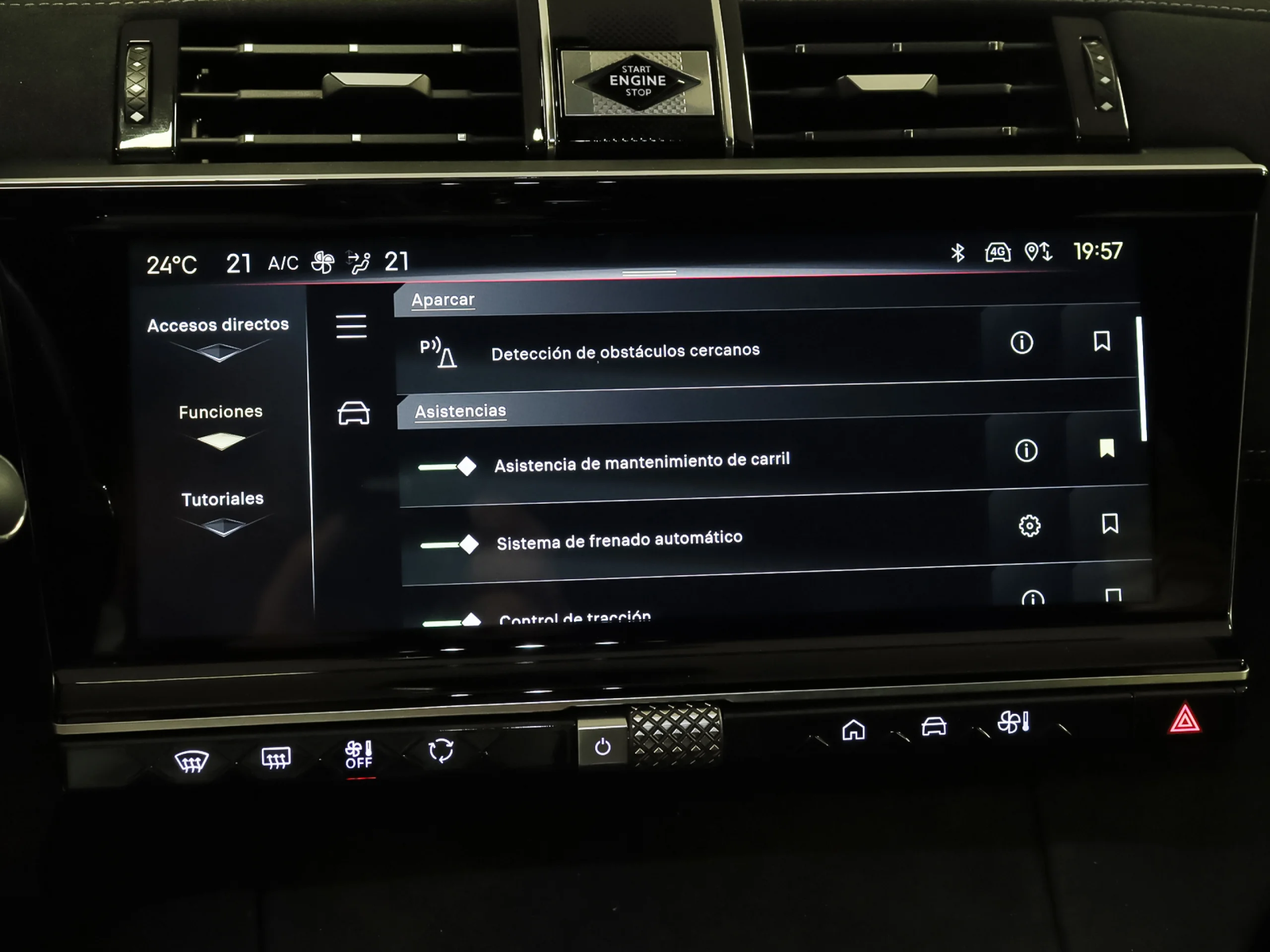 DS DS7 Crossback Plug-In Hybrid Pallas 165 kW (224 CV) - Foto 24