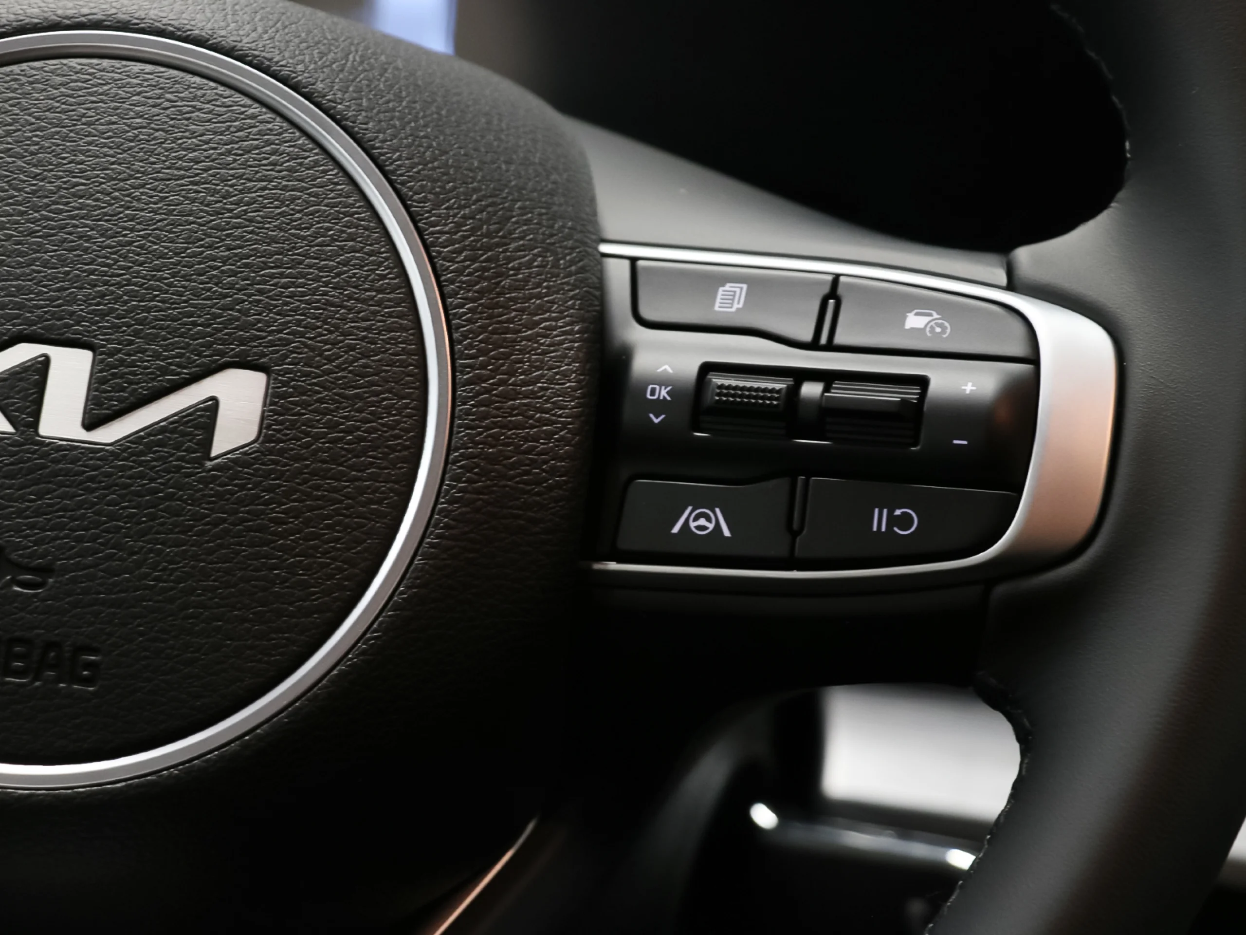 Kia Sportage 1.6 CRDi MHEV Business 4x2 DCT 100 kW (136 CV) - Foto 28