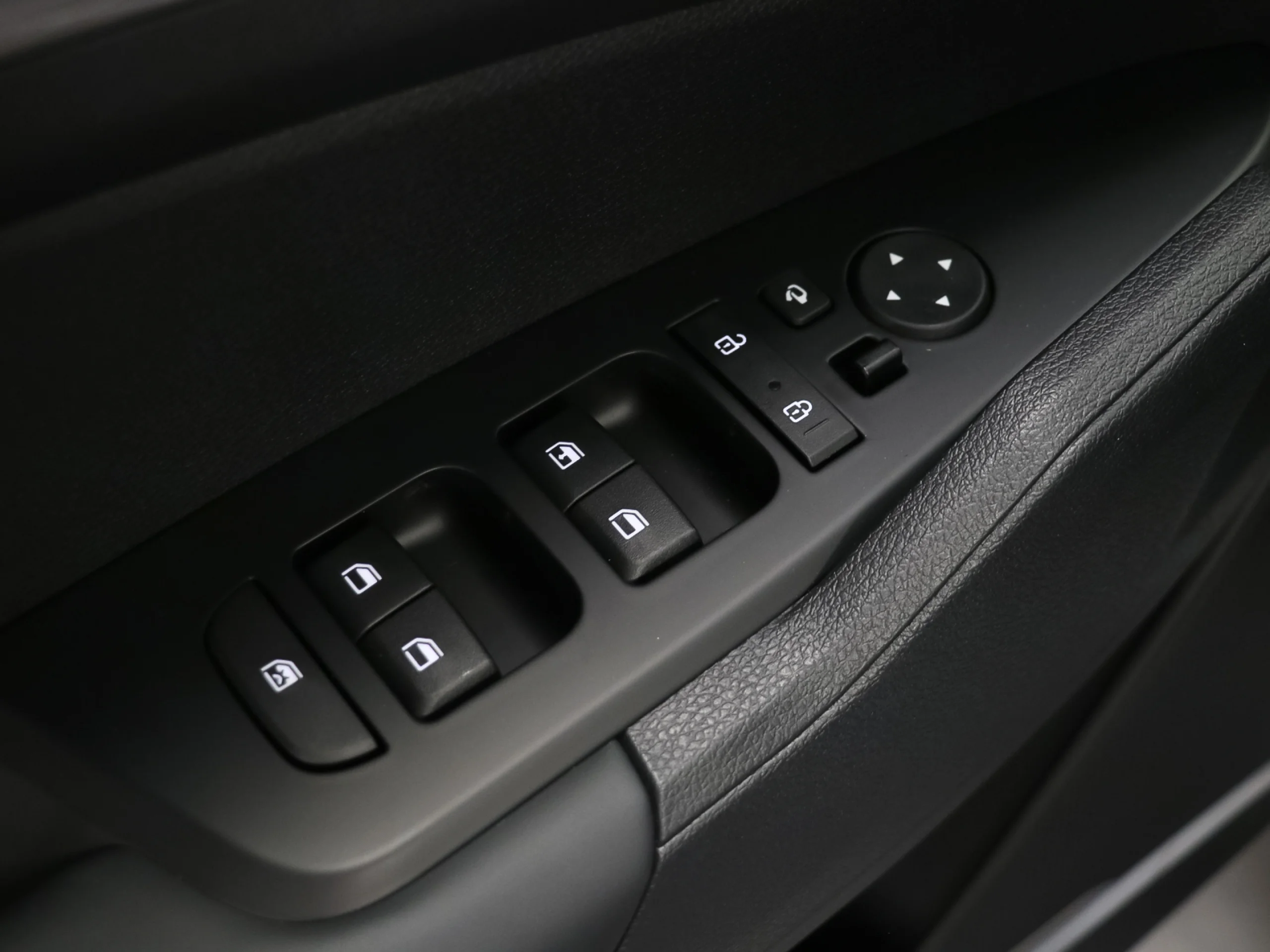 Kia Sportage 1.6 CRDi MHEV Business 4x2 DCT 100 kW (136 CV) - Foto 36