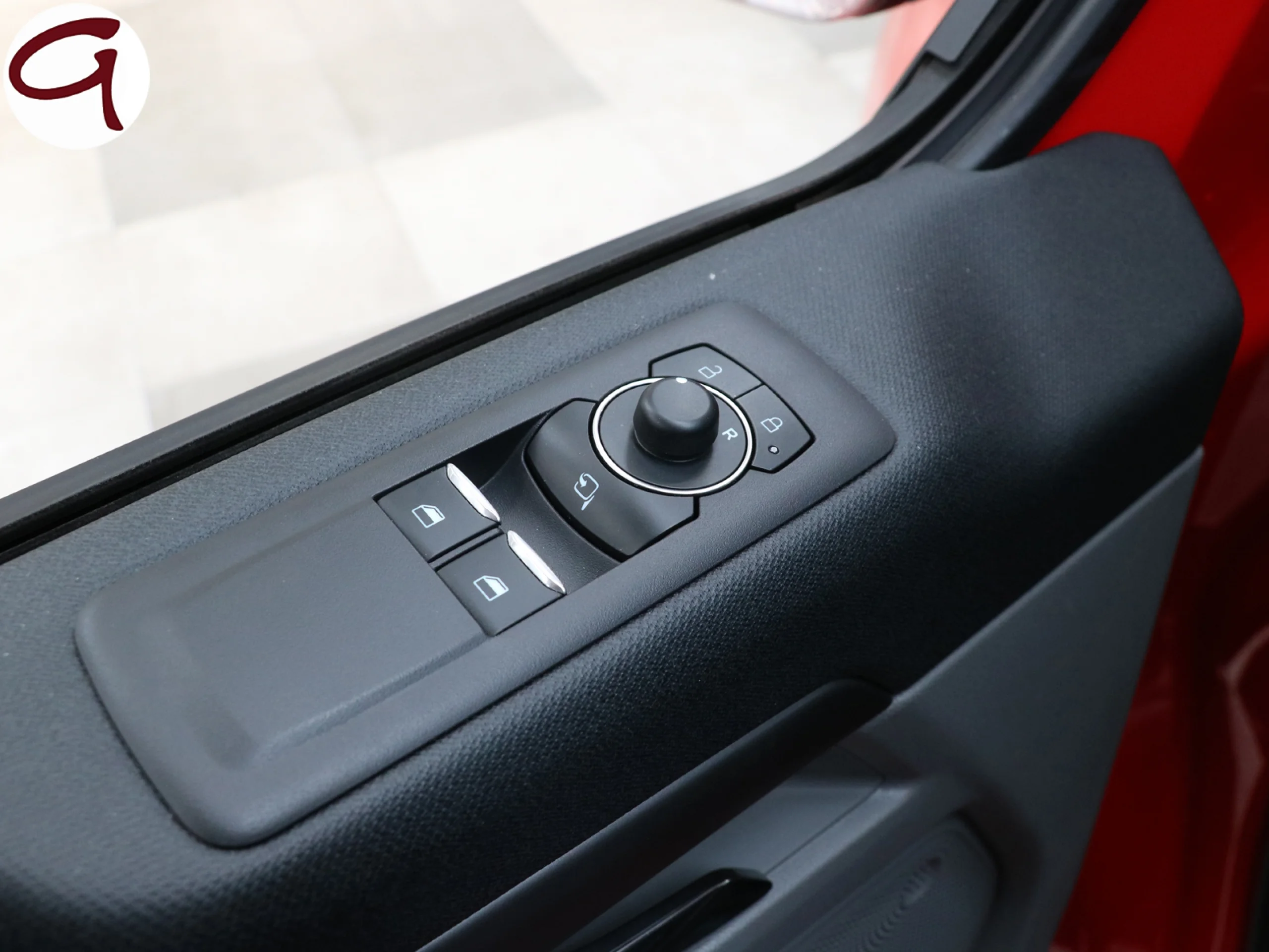 Ford Tourneo Custom 2.0 Ecoblue L1 Titanium Auto 125 kW (170 CV) - Foto 44