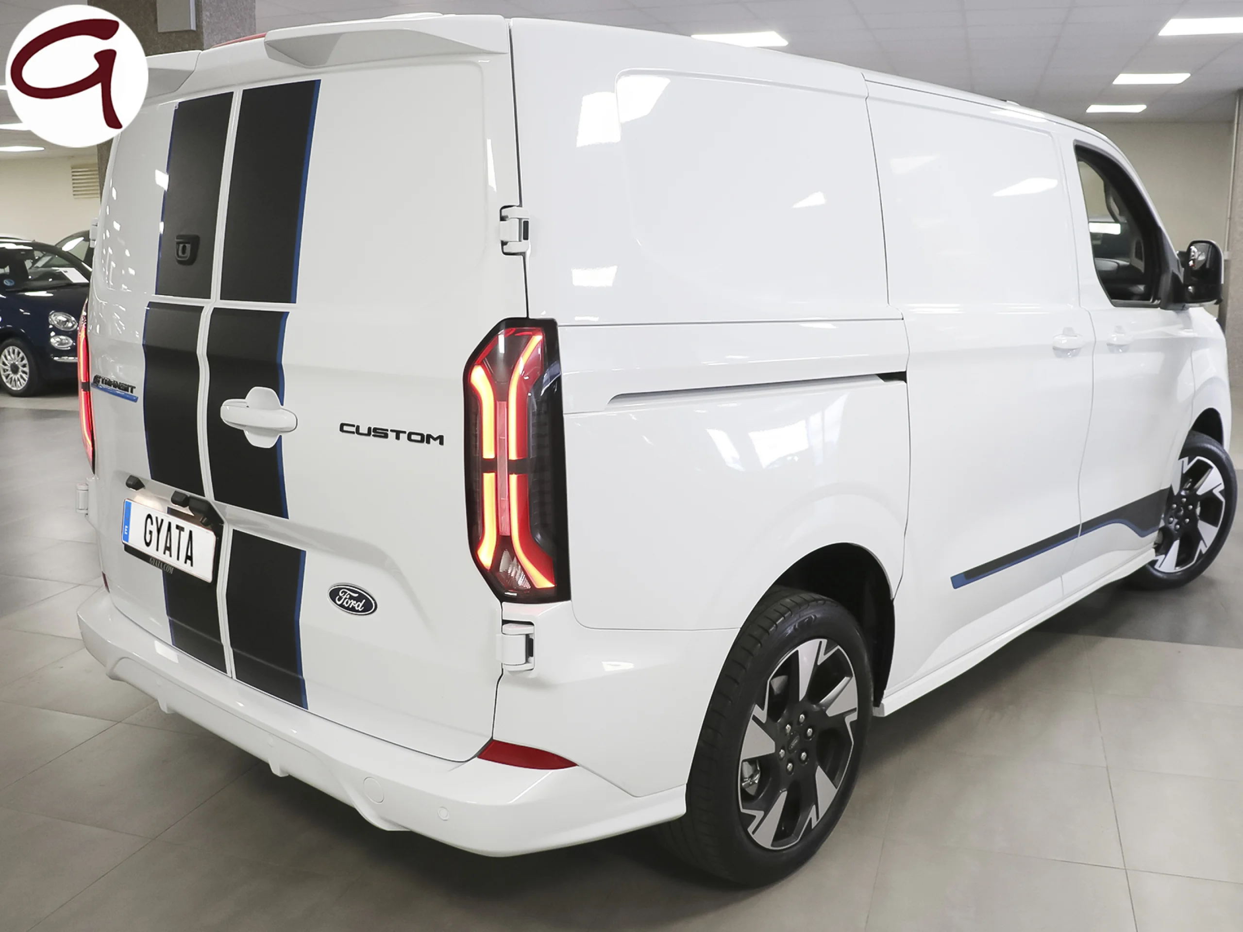 Ford Transit Custom Furgon BEV 64kWh 320 L1 Sport 210 kW (286 CV) - Foto 3