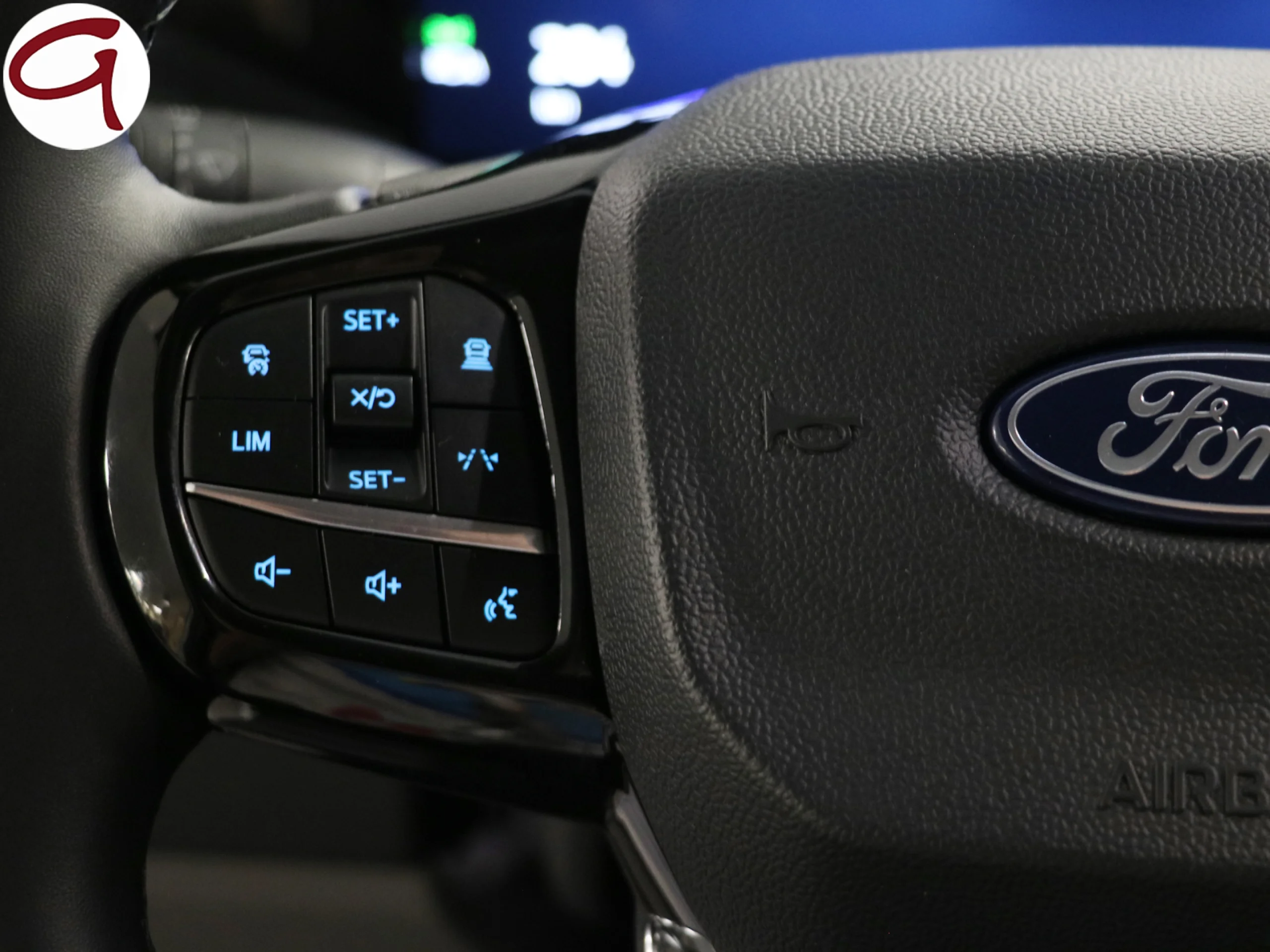 Ford Transit Custom Furgon BEV 64kWh 320 L1 Sport 210 kW (286 CV) - Foto 13