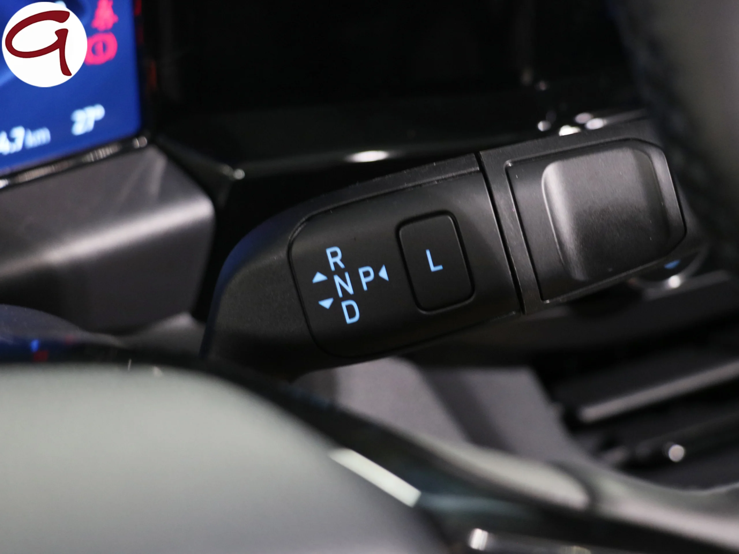 Ford Transit Custom Furgon BEV 64kWh 320 L1 Sport 210 kW (286 CV) - Foto 15