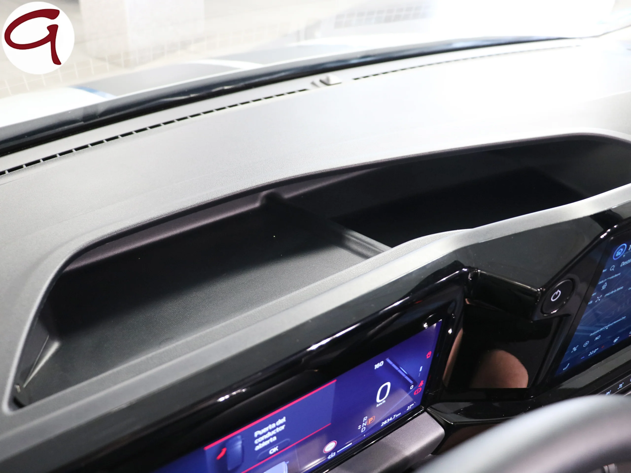 Ford Transit Custom Furgon BEV 64kWh 320 L1 Sport 210 kW (286 CV) - Foto 16